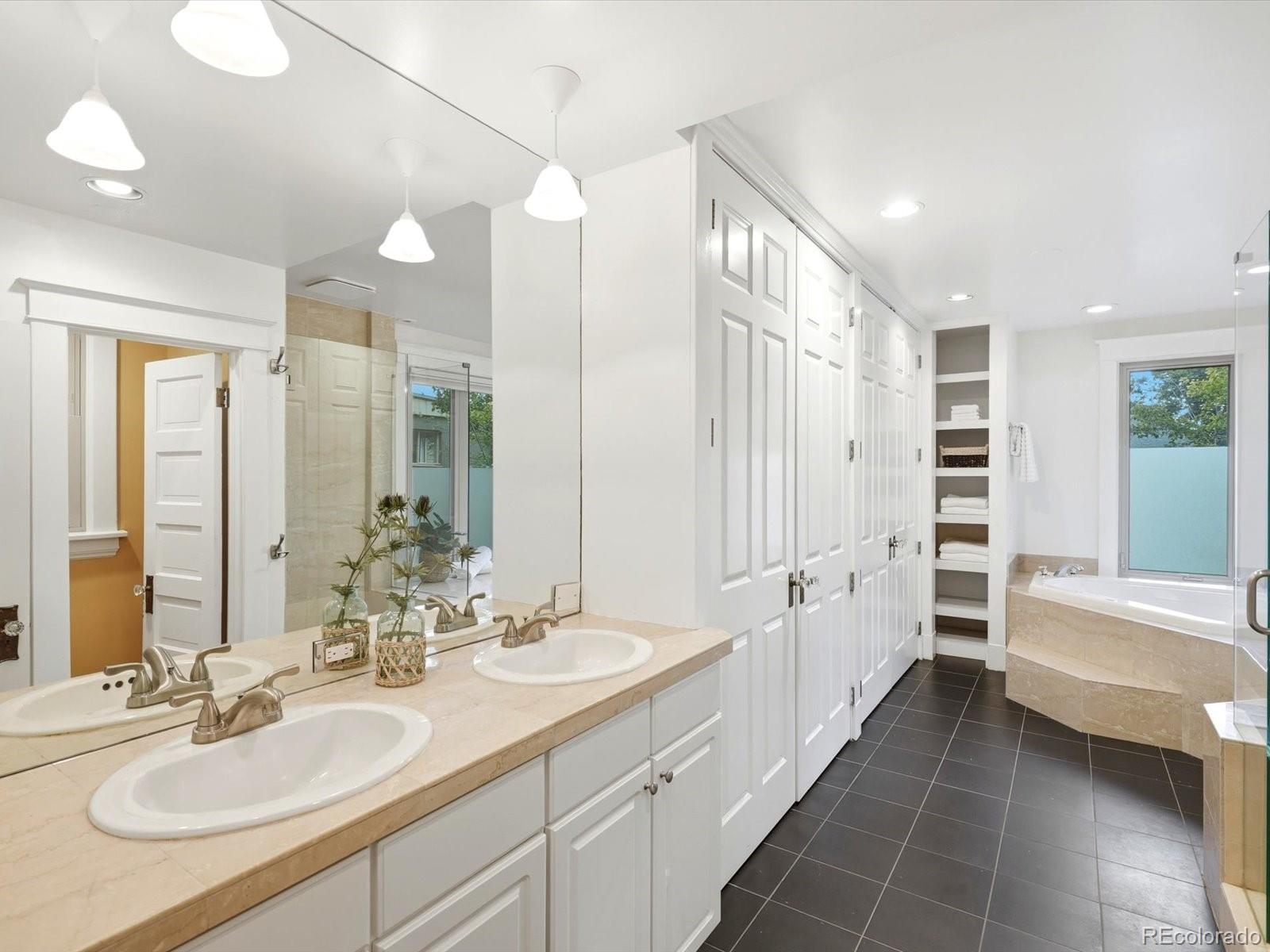 MLS Image #25 for 1330  milwaukee street,denver, Colorado