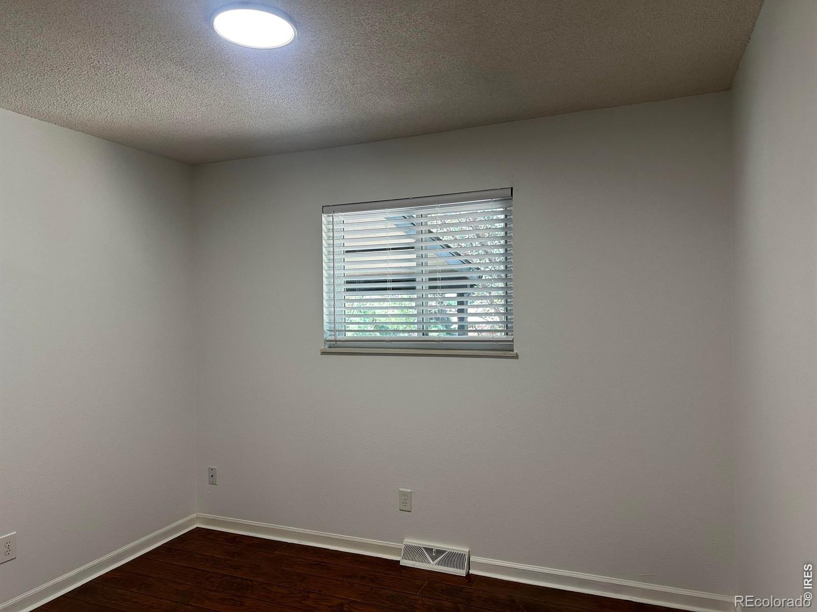 MLS Image #18 for 621  39th avenue,greeley, Colorado