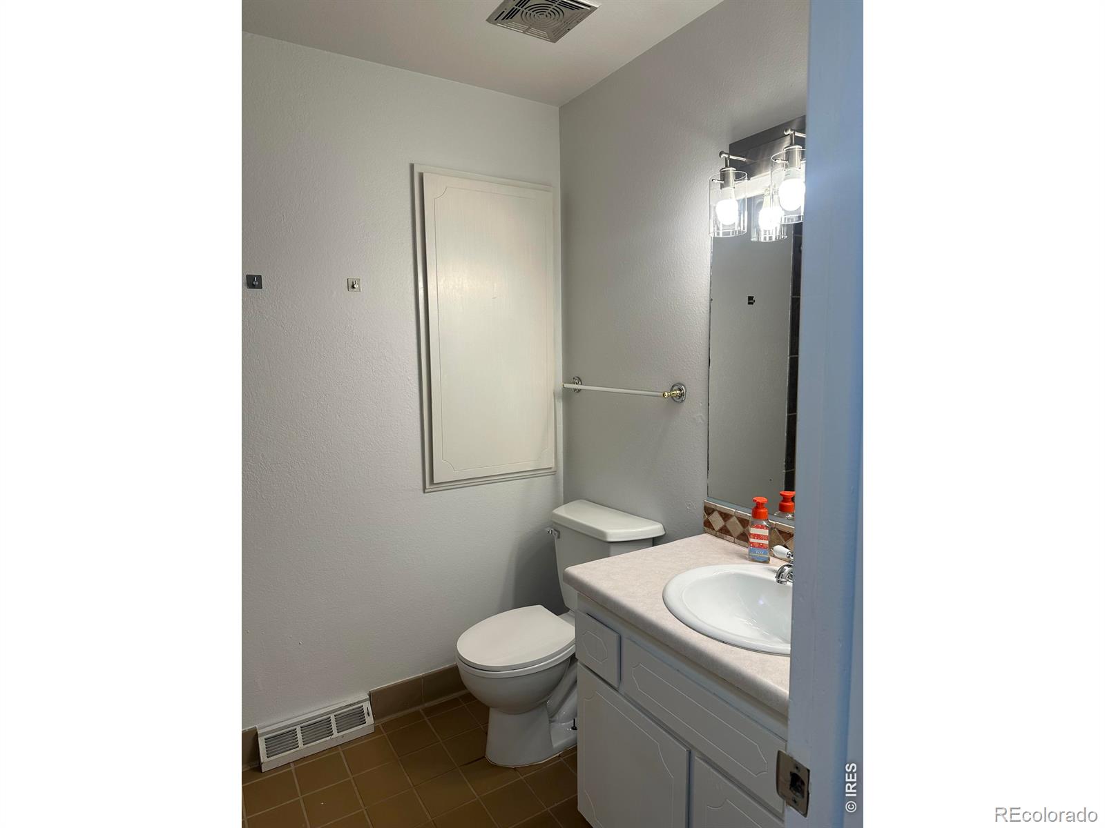MLS Image #31 for 621  39th avenue,greeley, Colorado
