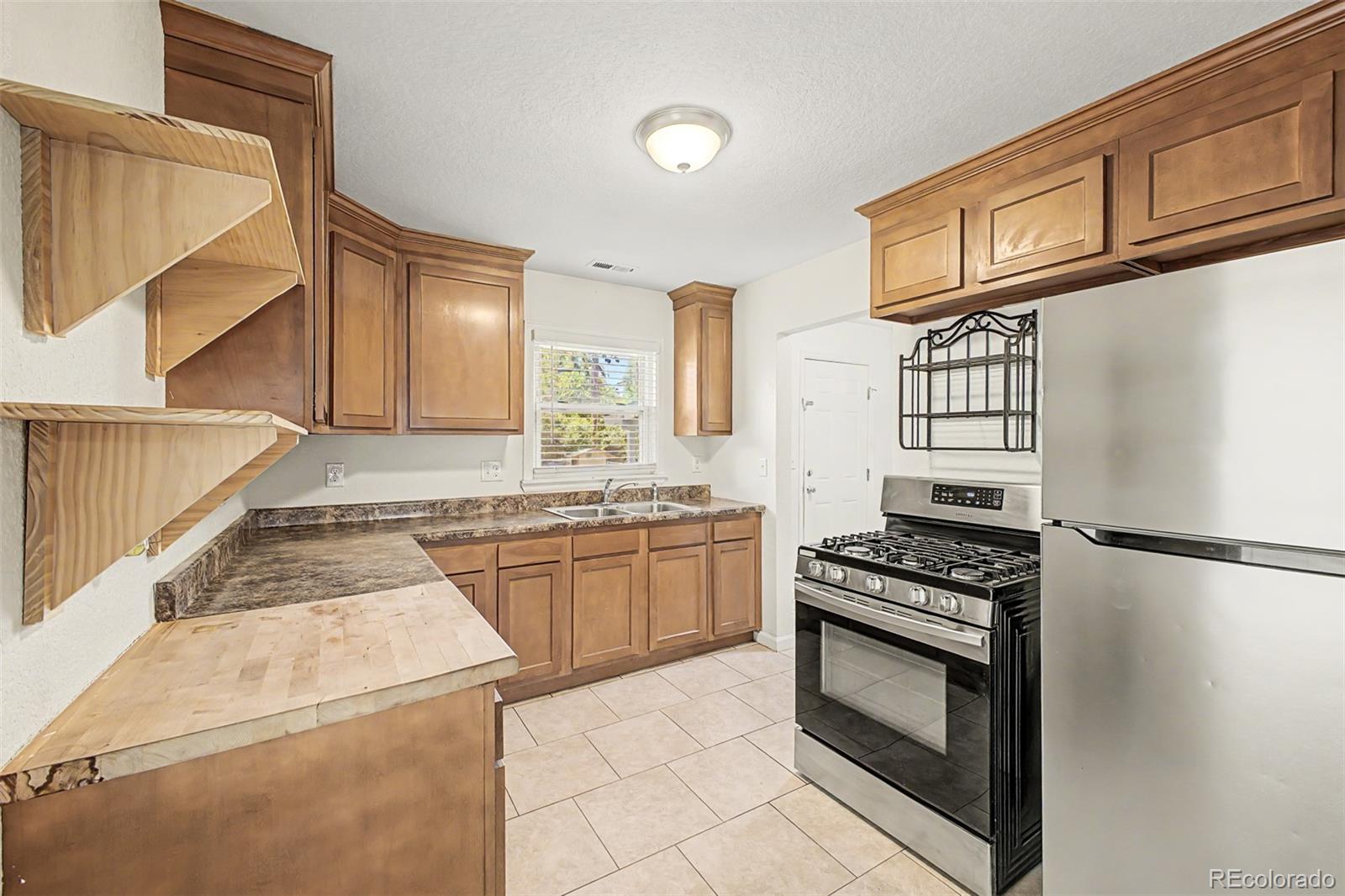 MLS Image #14 for 1343  havana street,aurora, Colorado