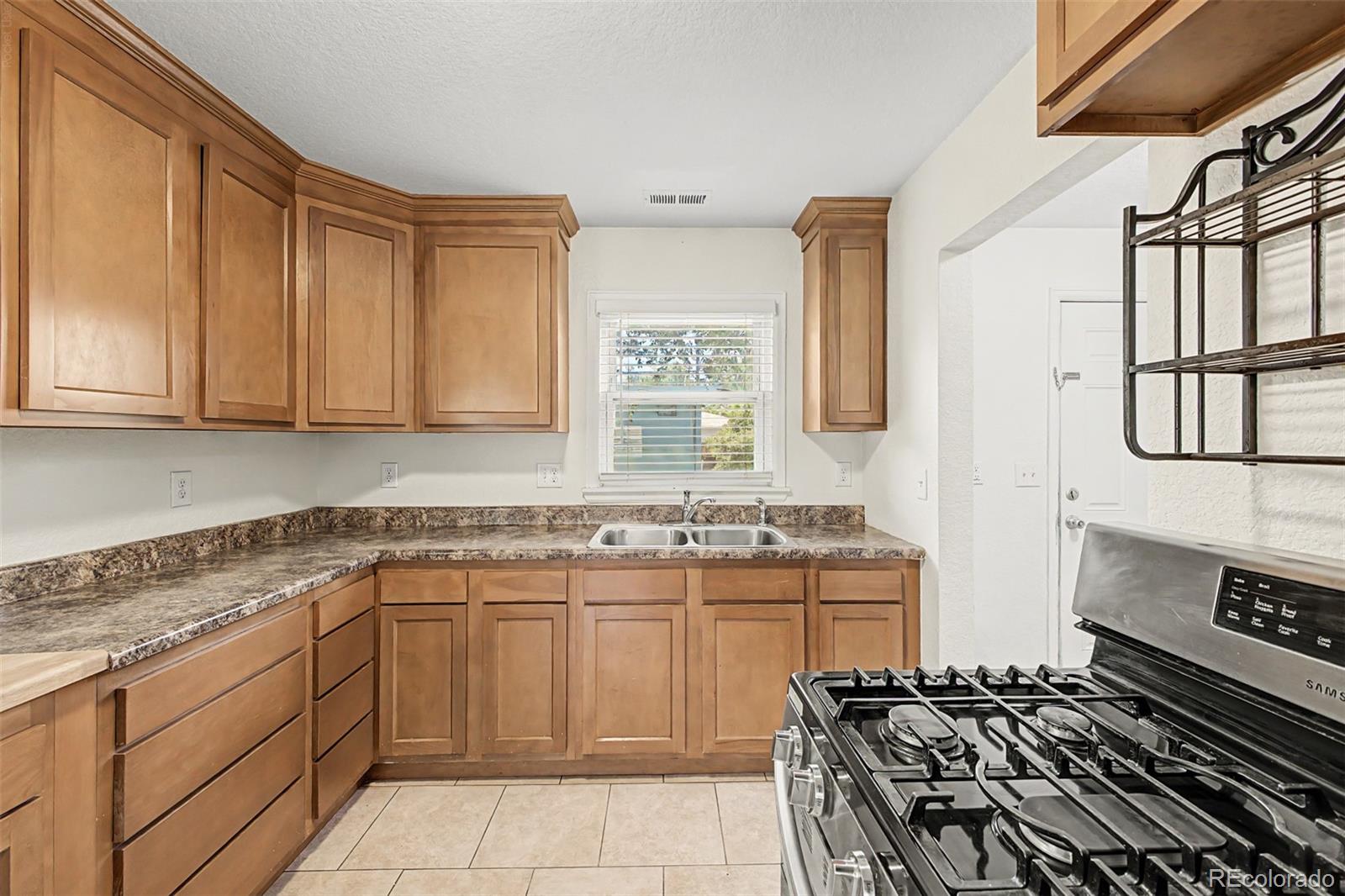 MLS Image #16 for 1343  havana street,aurora, Colorado