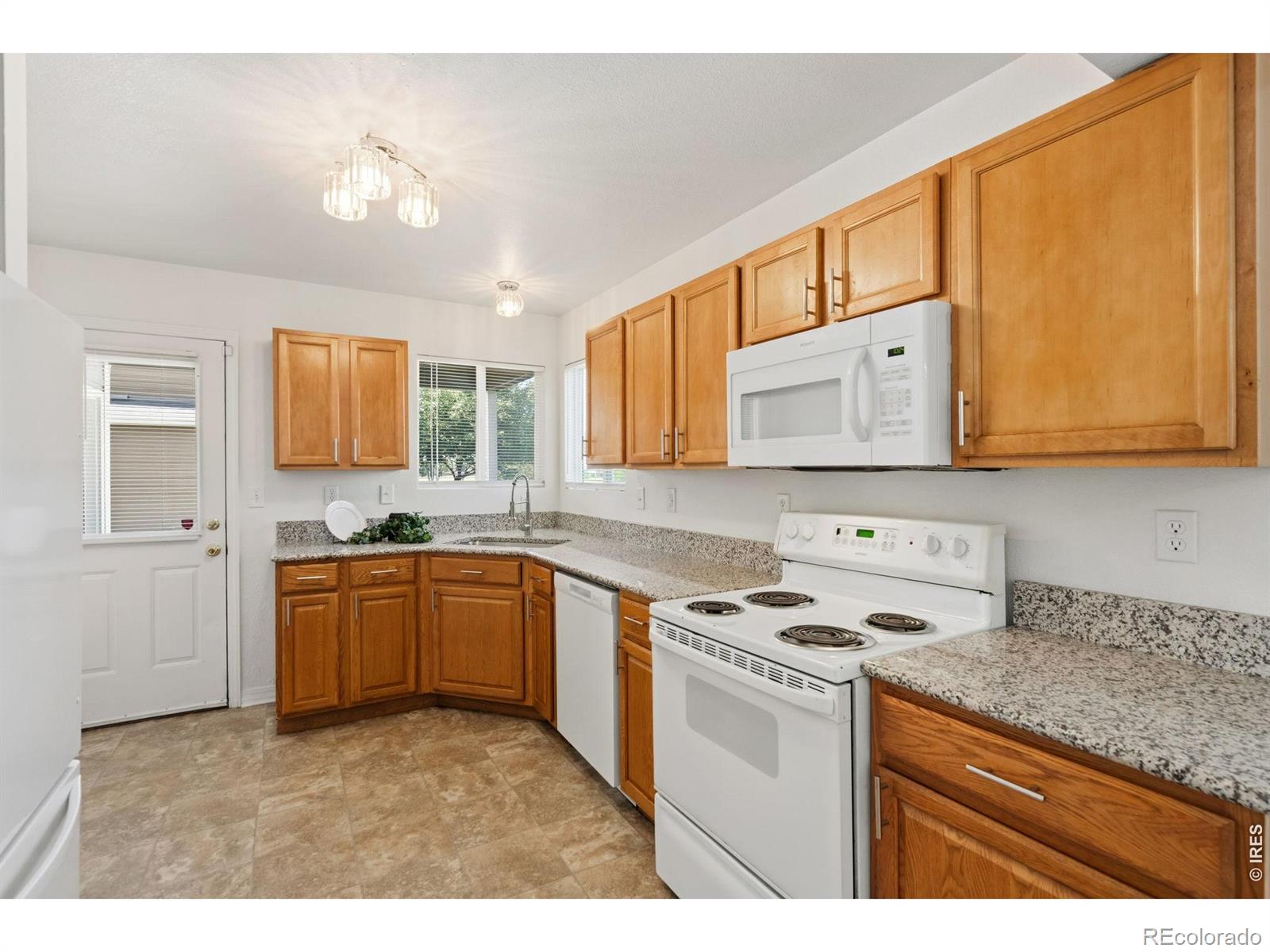 MLS Image #13 for 3711  salida court,evans, Colorado