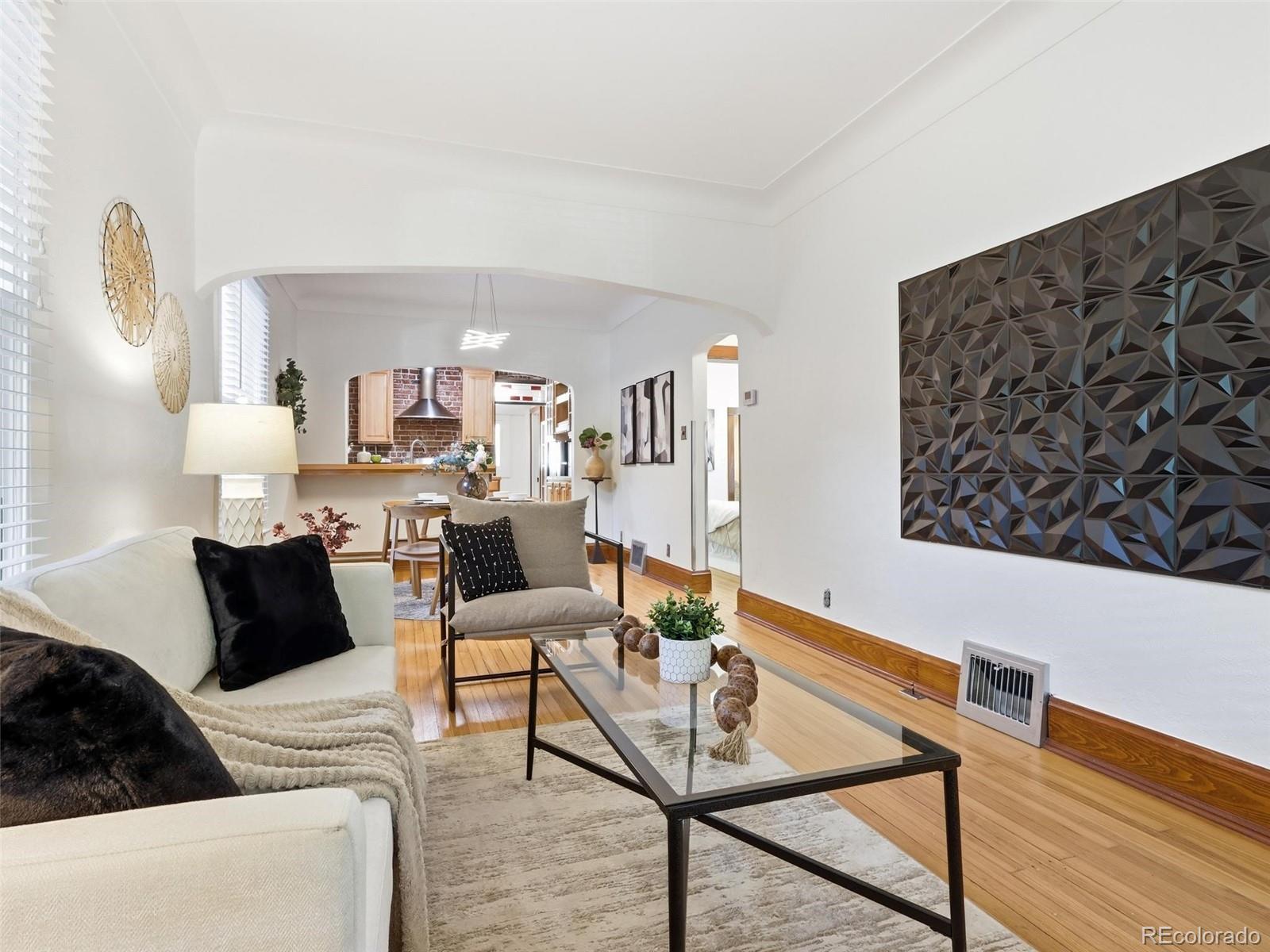 MLS Image #4 for 1847 s emerson street,denver, Colorado