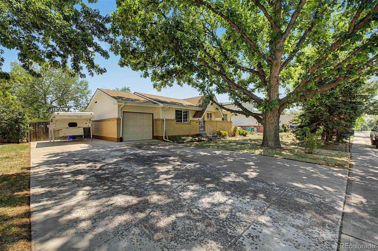 MLS Image #1 for 888 s owens court,lakewood, Colorado