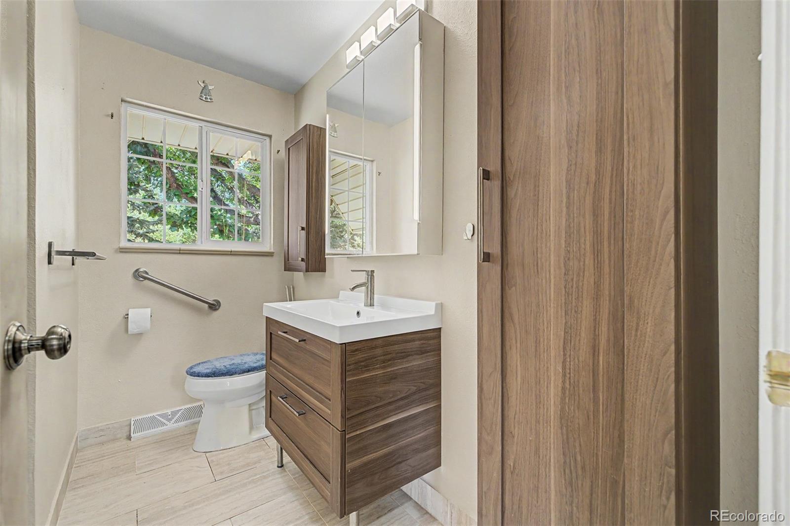 MLS Image #16 for 888 s owens court,lakewood, Colorado