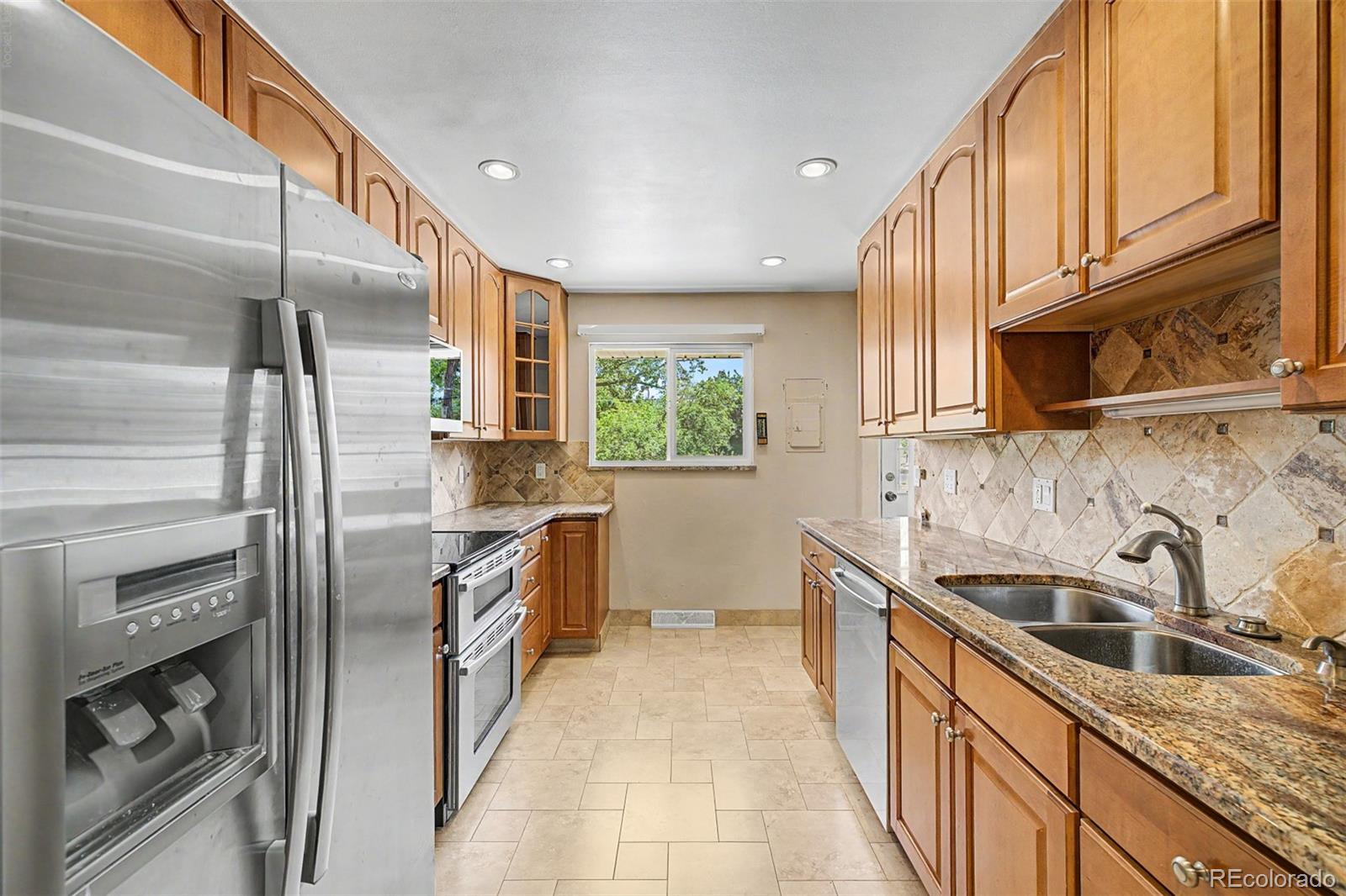 MLS Image #6 for 888 s owens court,lakewood, Colorado