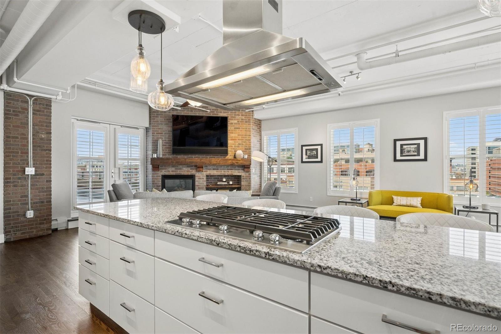 MLS Image #13 for 1499  blake street,denver, Colorado