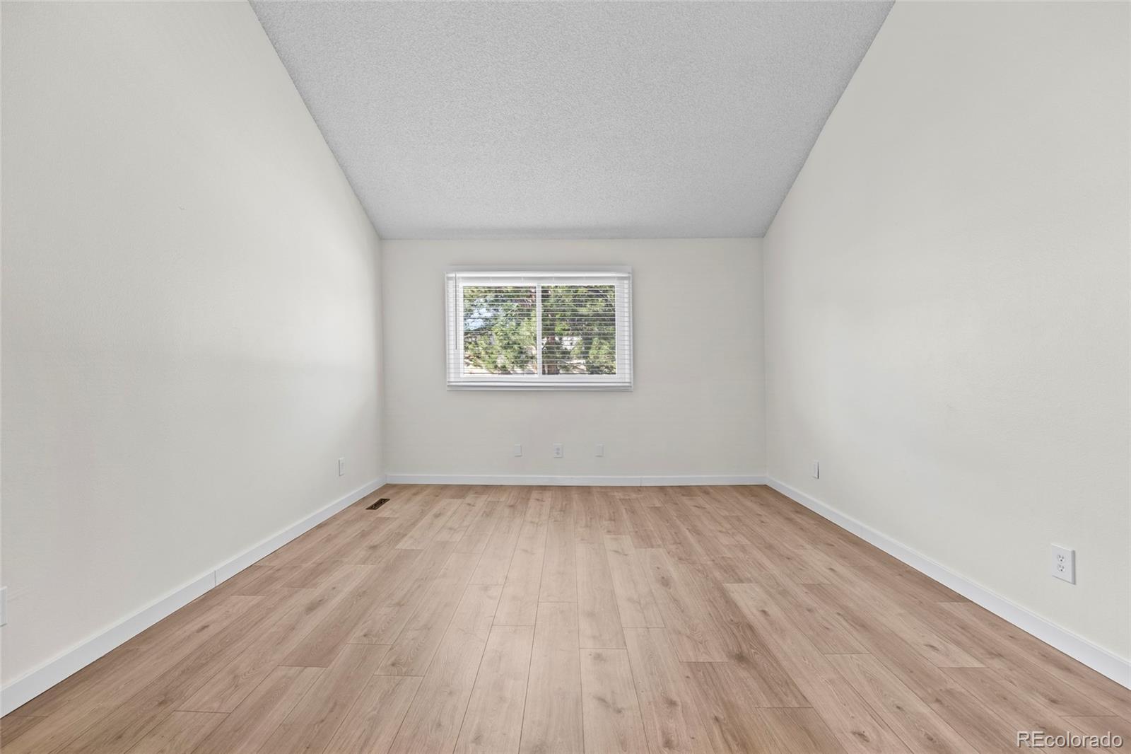 MLS Image #18 for 7609 s cove circle,littleton, Colorado