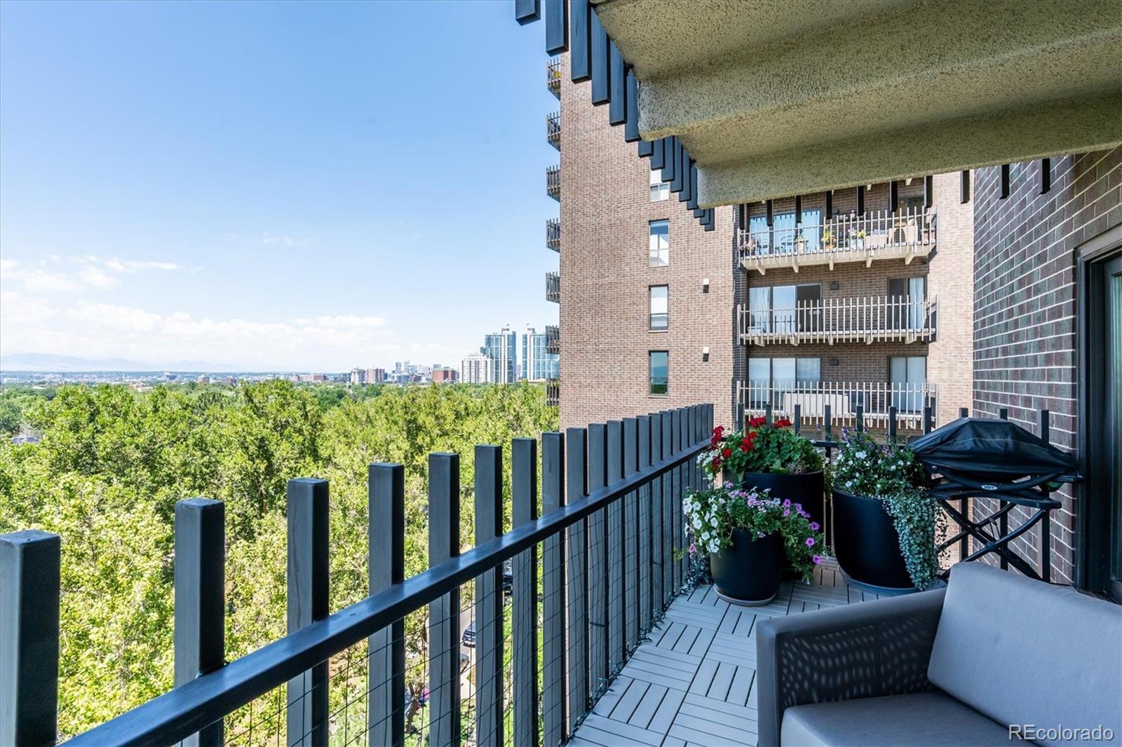 MLS Image #3 for 460 s marion parkway,denver, Colorado