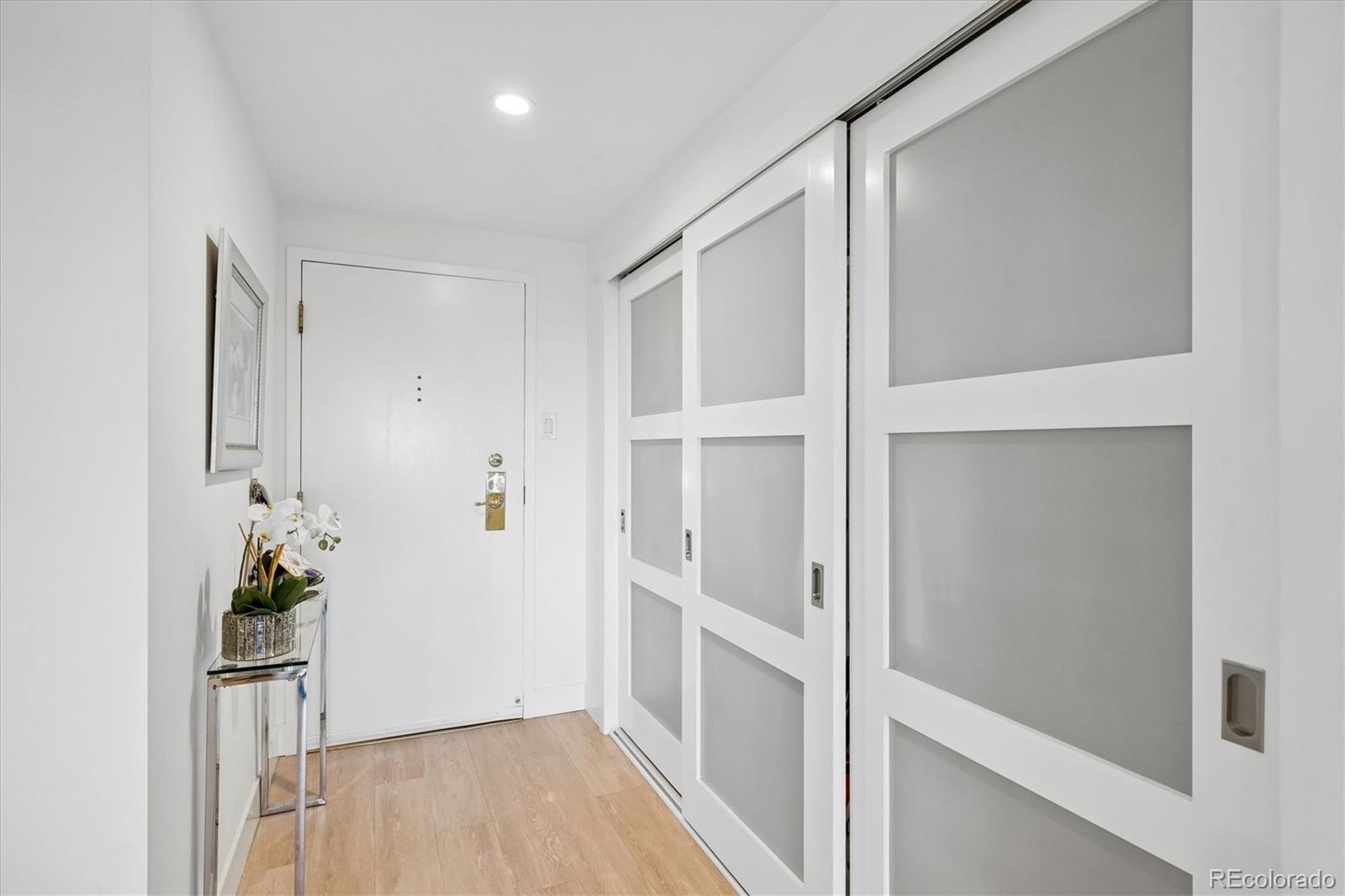 MLS Image #5 for 460 s marion parkway,denver, Colorado