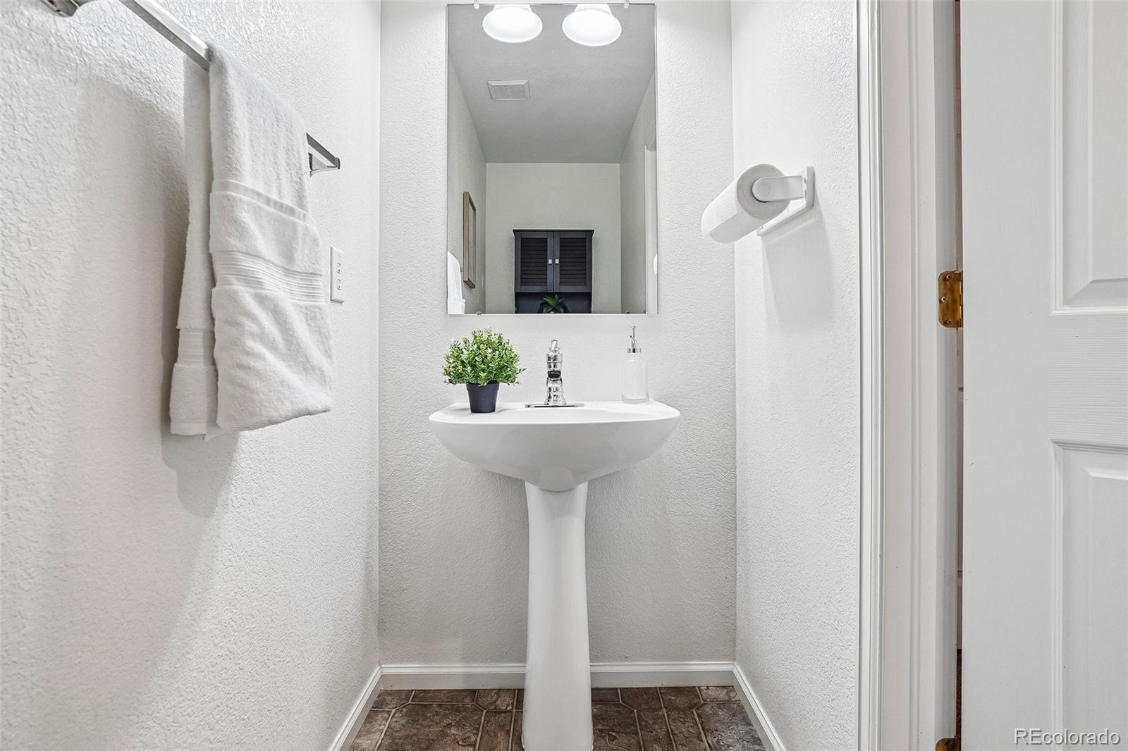 MLS Image #13 for 4936  meadow lane,brighton, Colorado