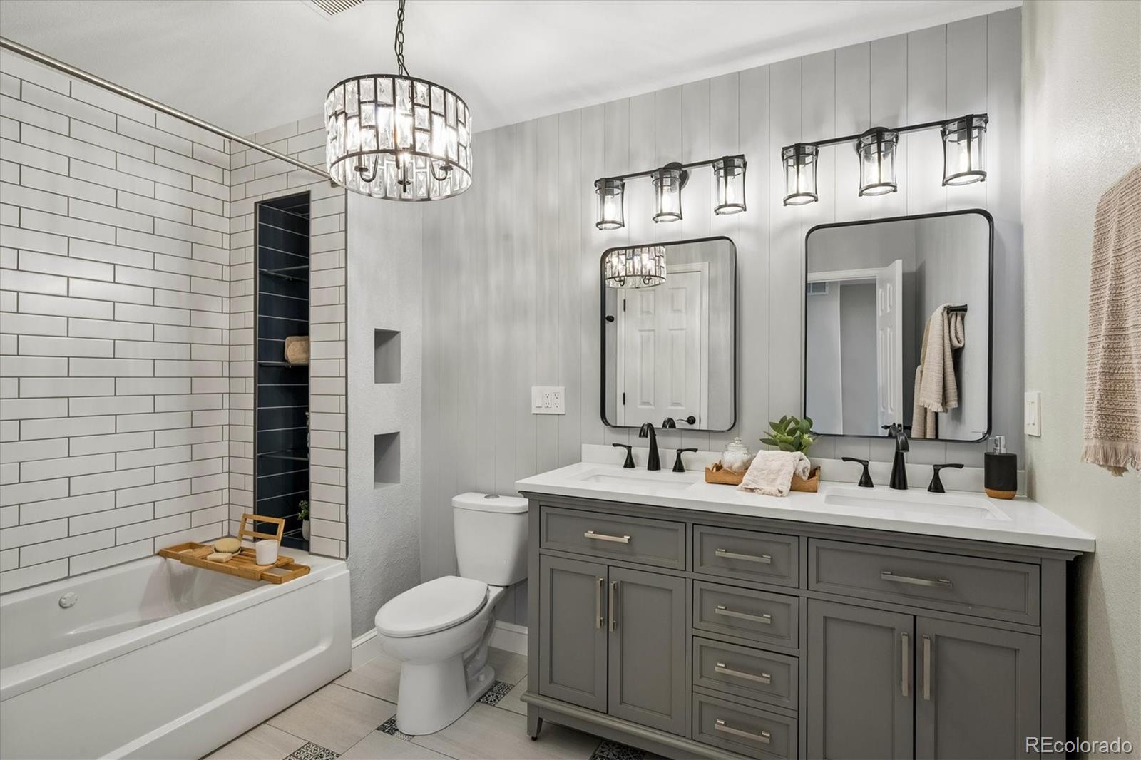 MLS Image #22 for 9465  crossland way,littleton, Colorado