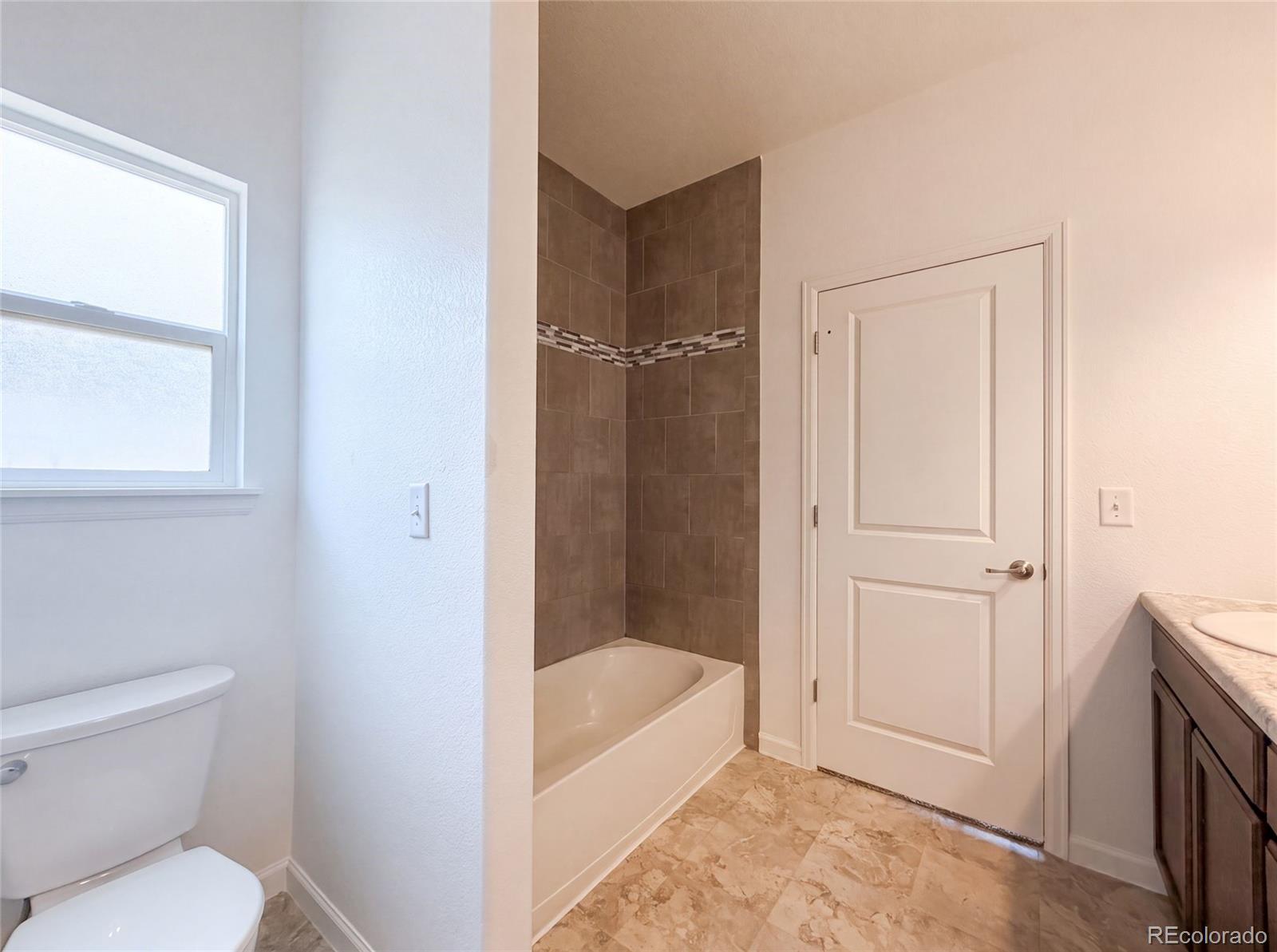 MLS Image #12 for 783  settlers drive,milliken, Colorado