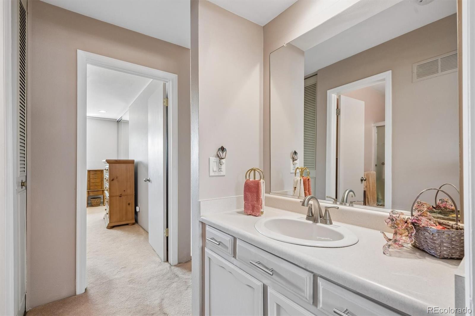 MLS Image #24 for 6350 e mississippi avenue,denver, Colorado