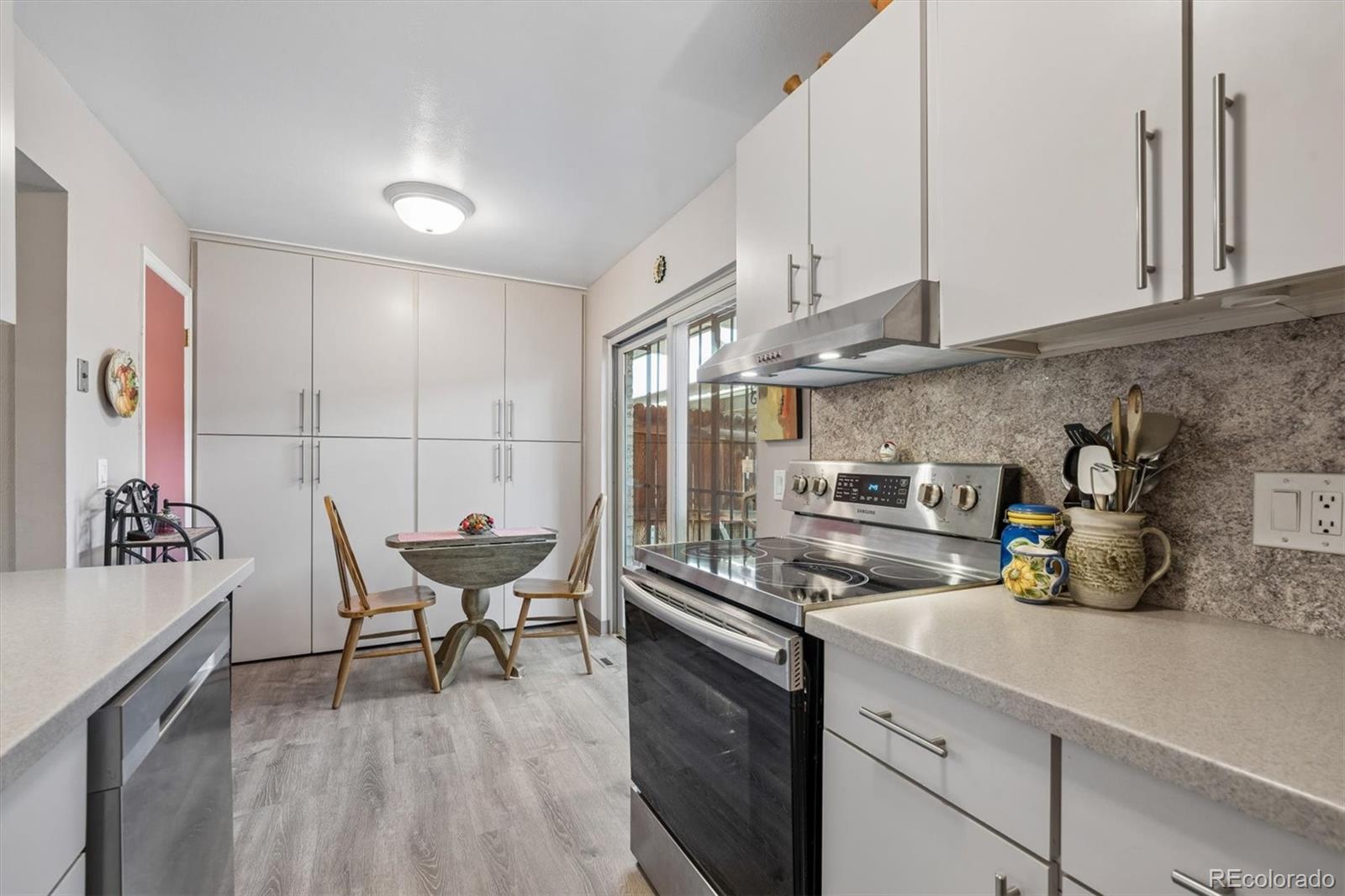 MLS Image #6 for 6350 e mississippi avenue,denver, Colorado