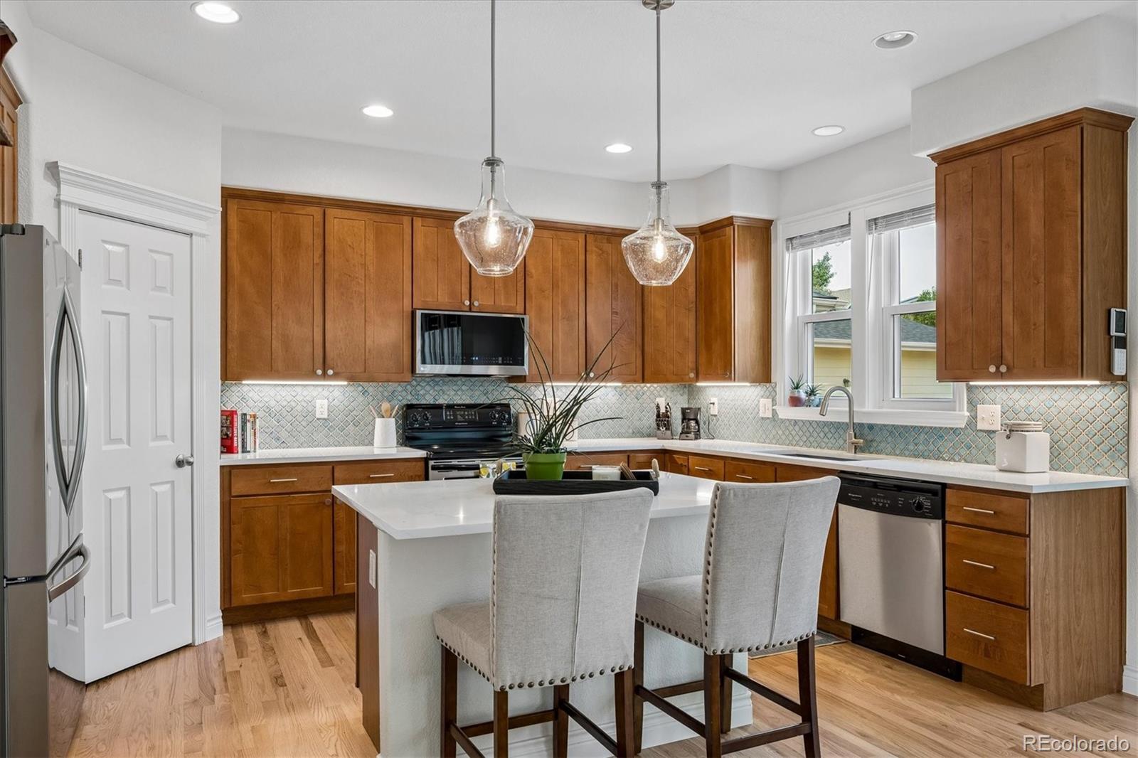 MLS Image #12 for 8895 e 28th avenue,denver, Colorado