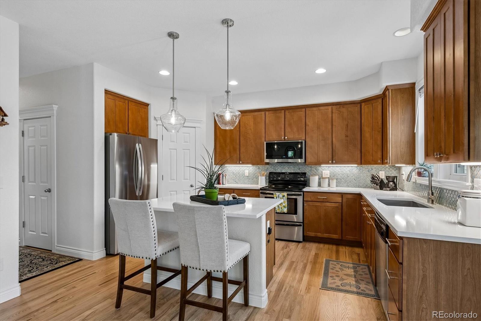 MLS Image #13 for 8895 e 28th avenue,denver, Colorado
