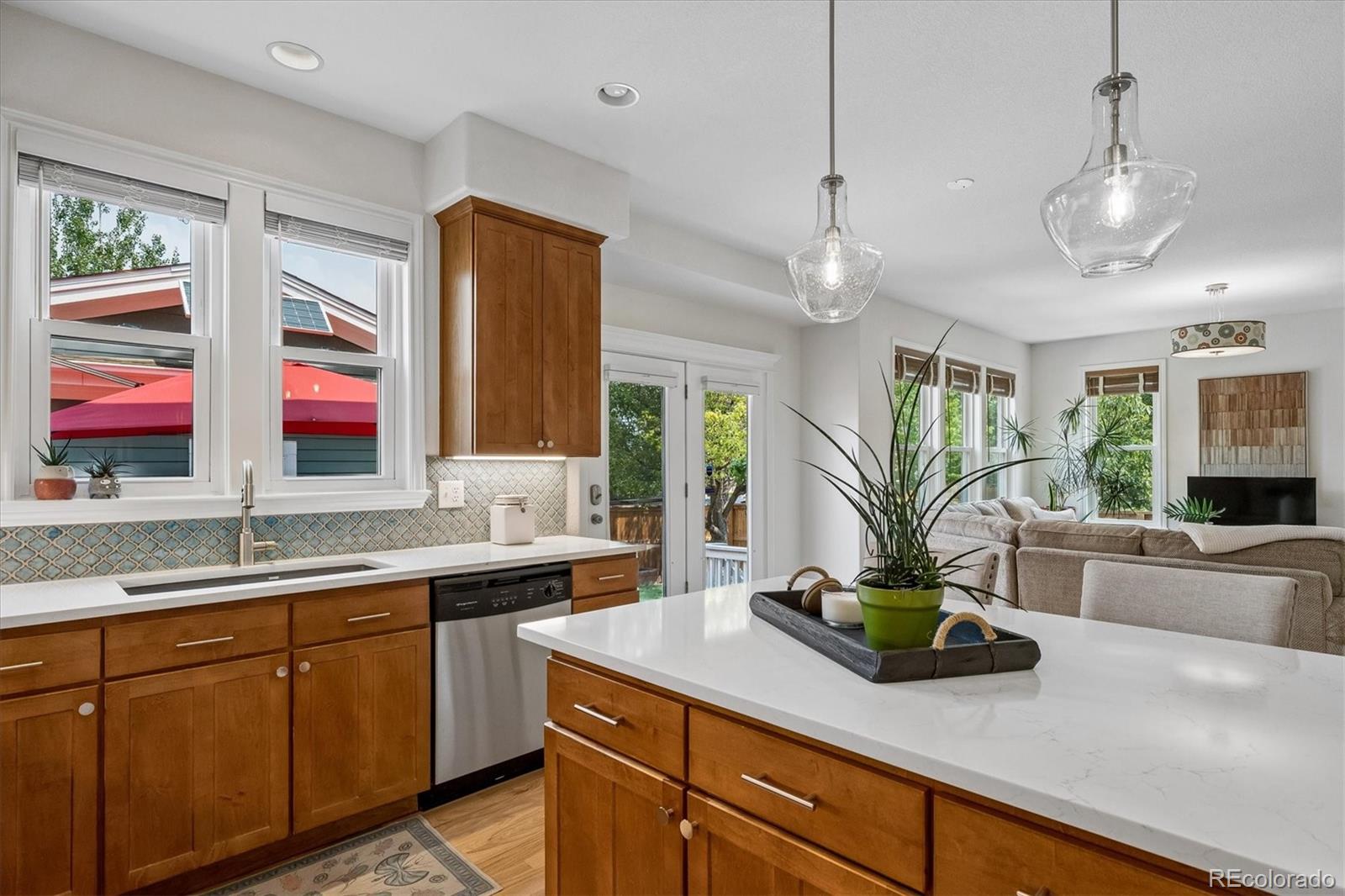 MLS Image #15 for 8895 e 28th avenue,denver, Colorado