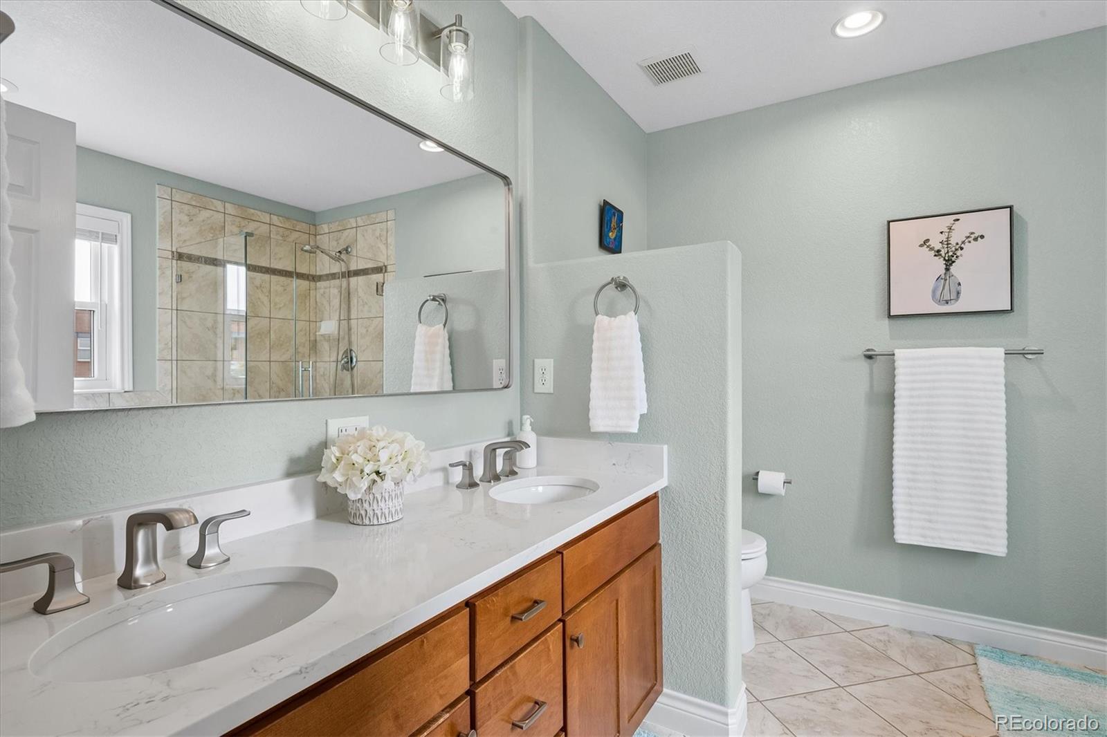 MLS Image #19 for 8895 e 28th avenue,denver, Colorado