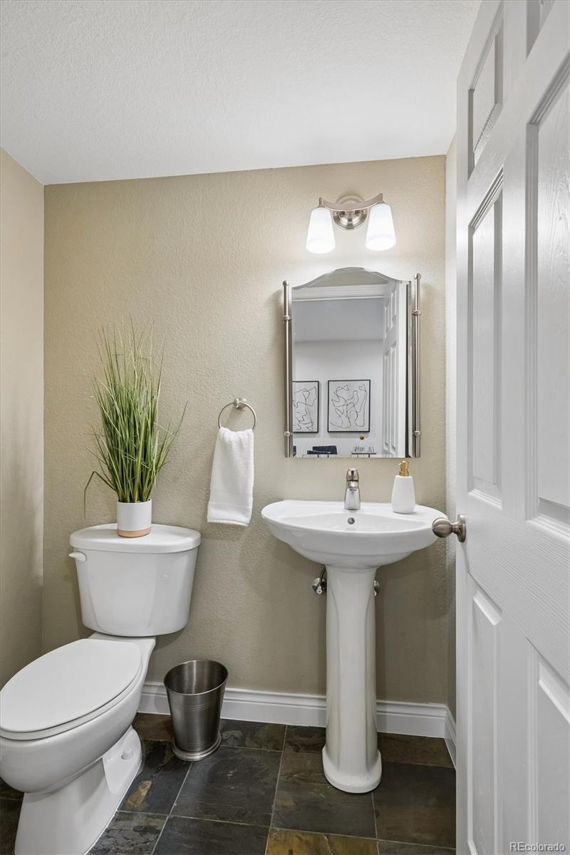 MLS Image #29 for 8895 e 28th avenue,denver, Colorado