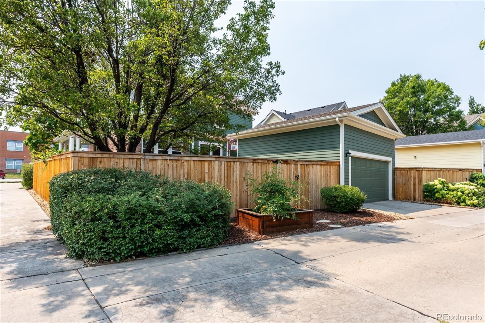 MLS Image #35 for 8895 e 28th avenue,denver, Colorado