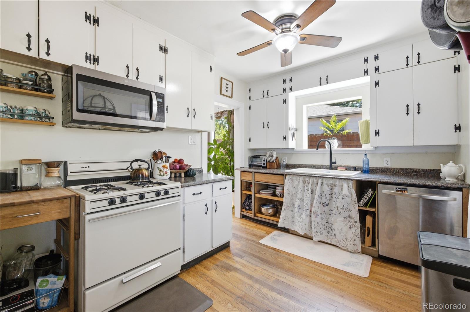 MLS Image #12 for 5325 s crocker street,littleton, Colorado