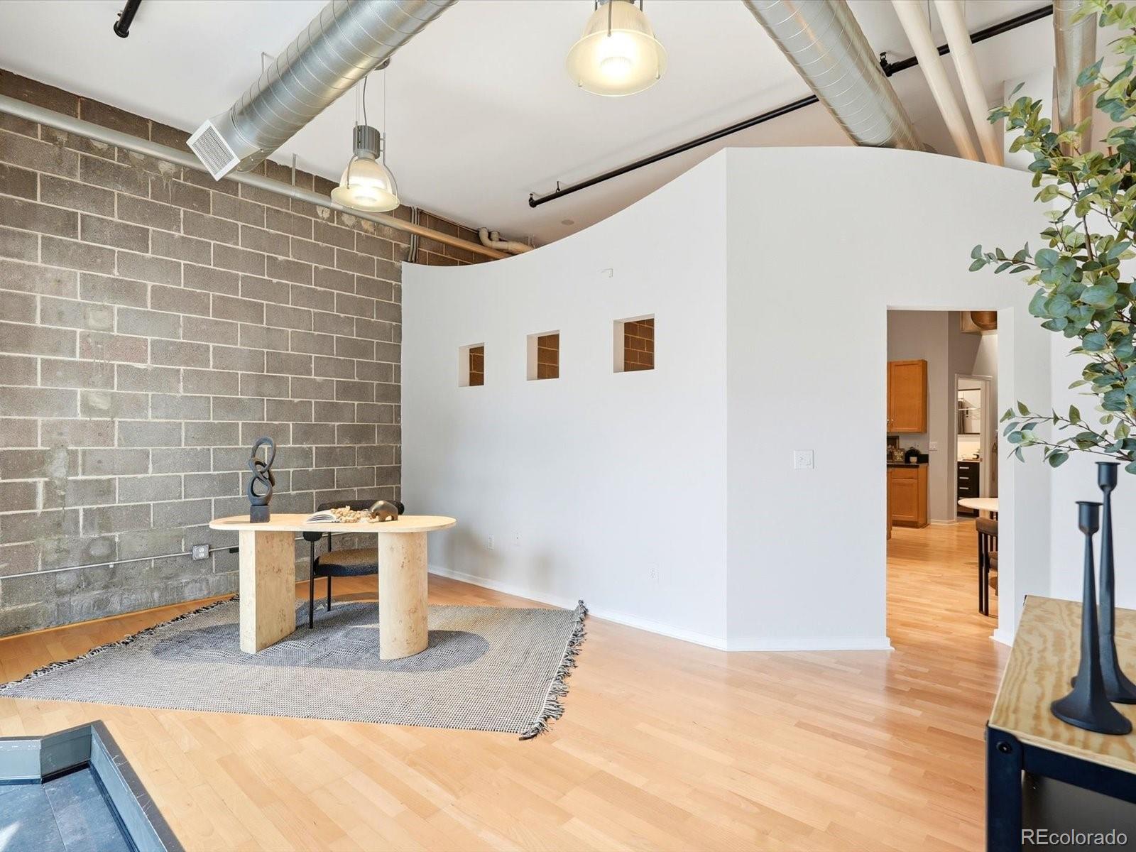 MLS Image #3 for 2142  curtis street,denver, Colorado