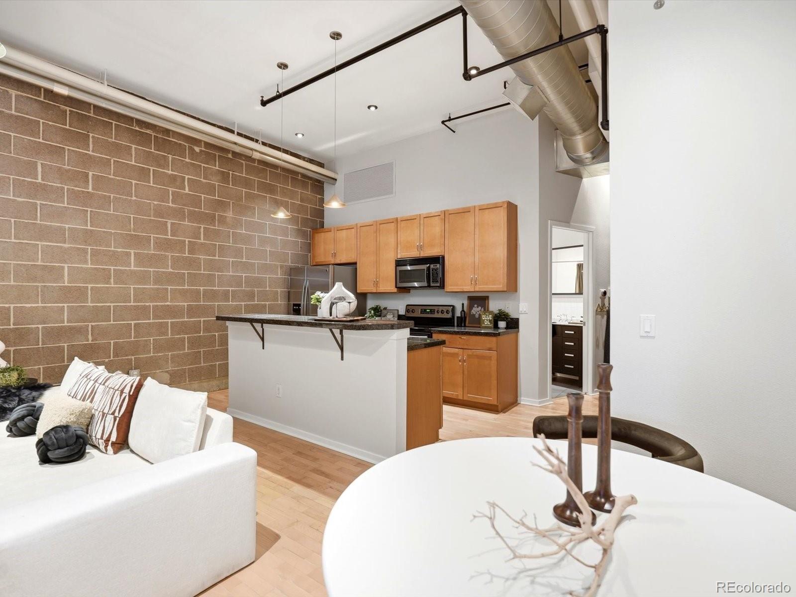 MLS Image #6 for 2142  curtis street,denver, Colorado