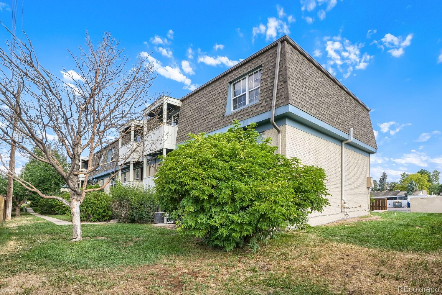MLS Image #15 for 9444 e girard avenue,denver, Colorado