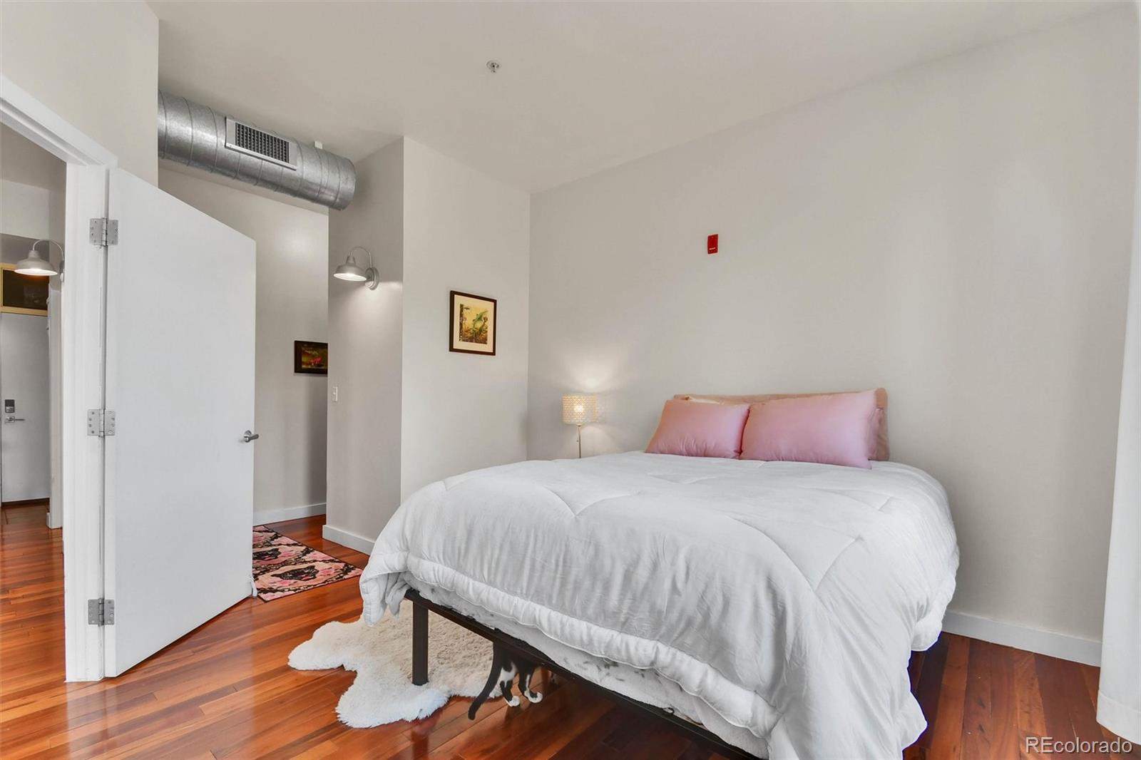 MLS Image #13 for 2422  tremont place,denver, Colorado