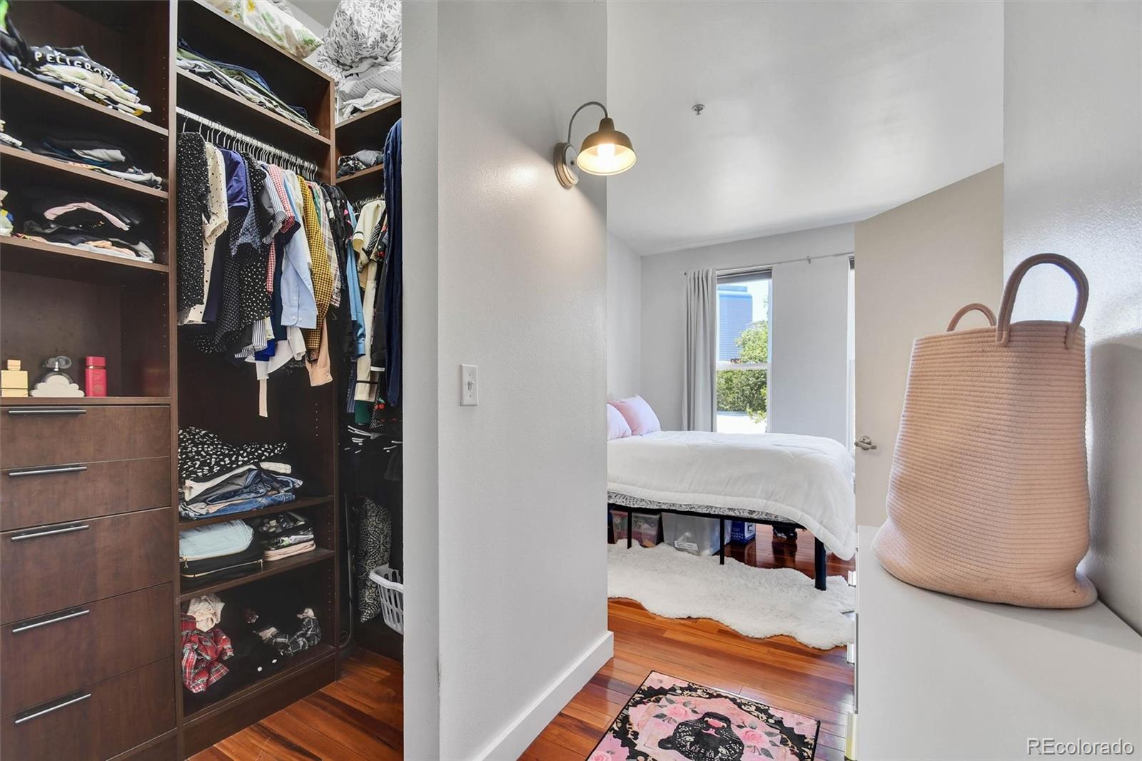 MLS Image #16 for 2422  tremont place,denver, Colorado