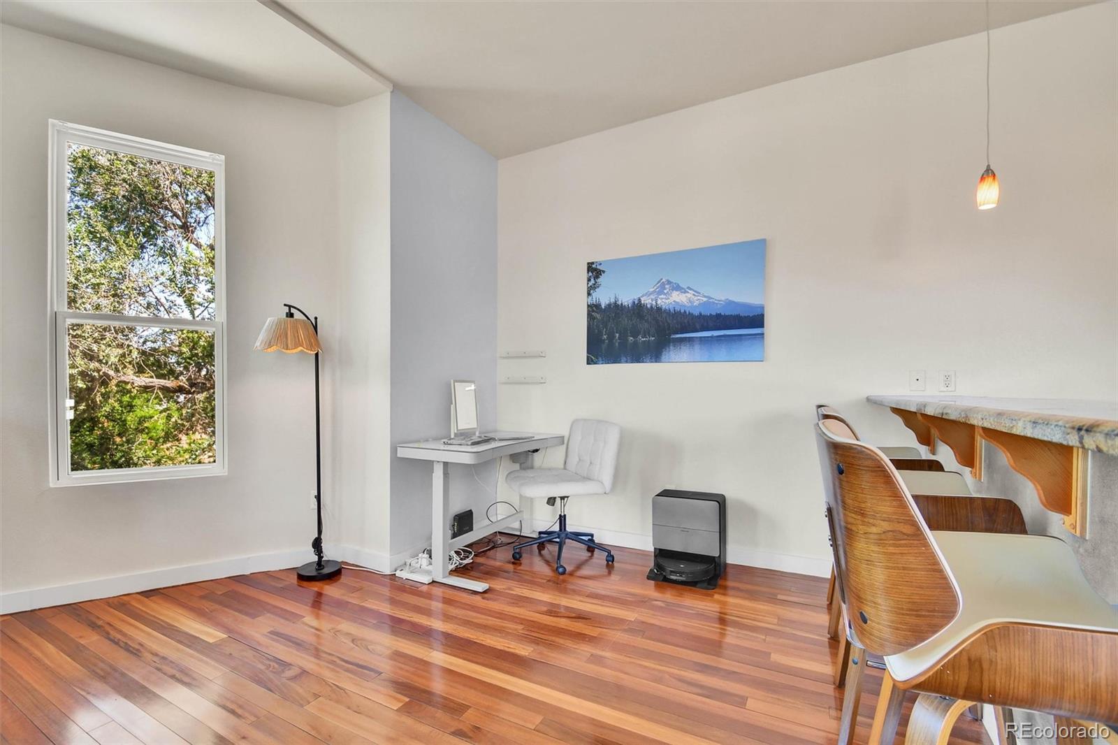 MLS Image #6 for 2422  tremont place,denver, Colorado