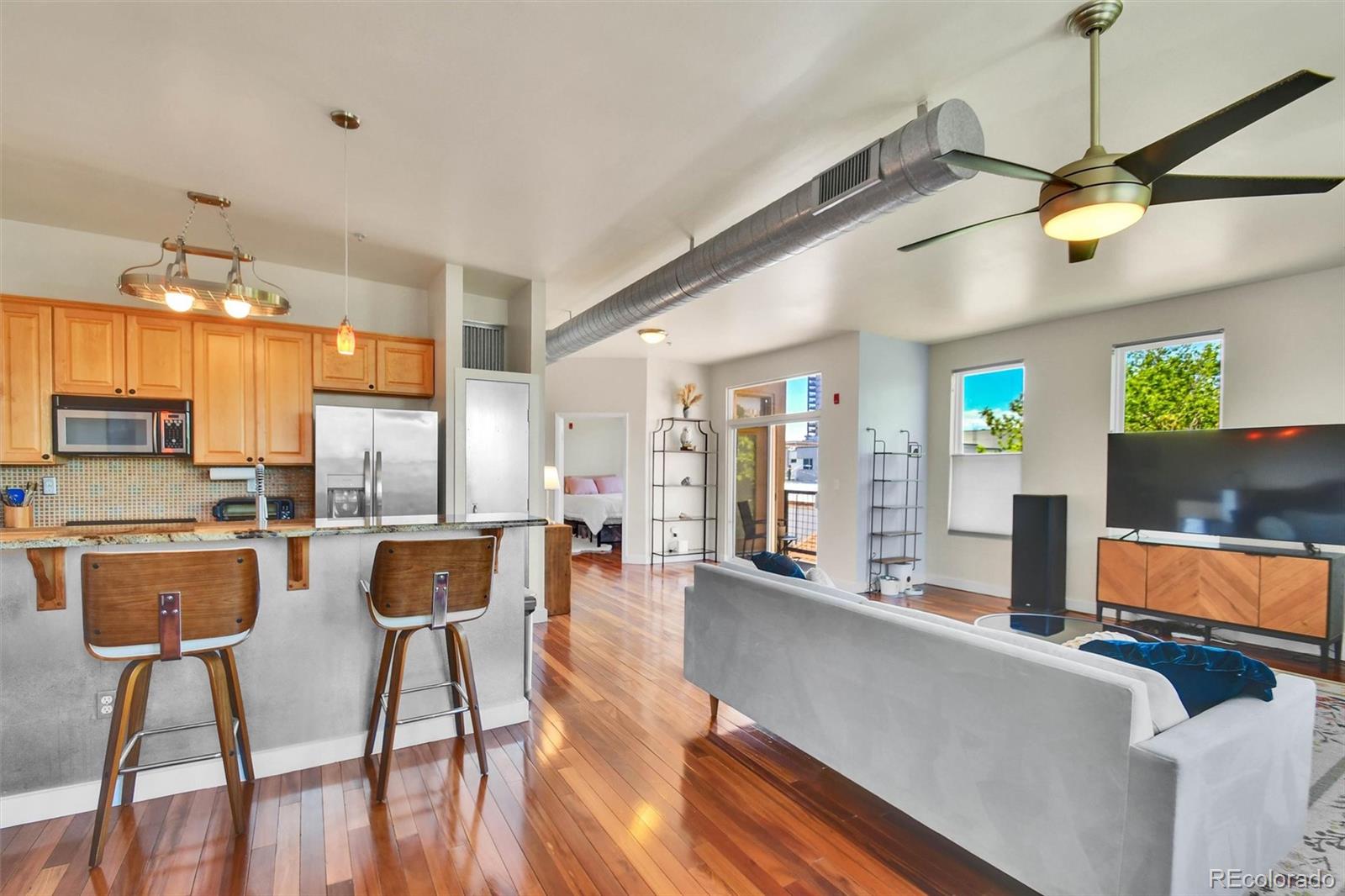 MLS Image #8 for 2422  tremont place,denver, Colorado