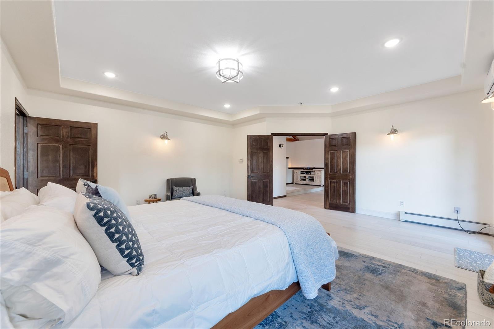 MLS Image #13 for 980  front range road,littleton, Colorado