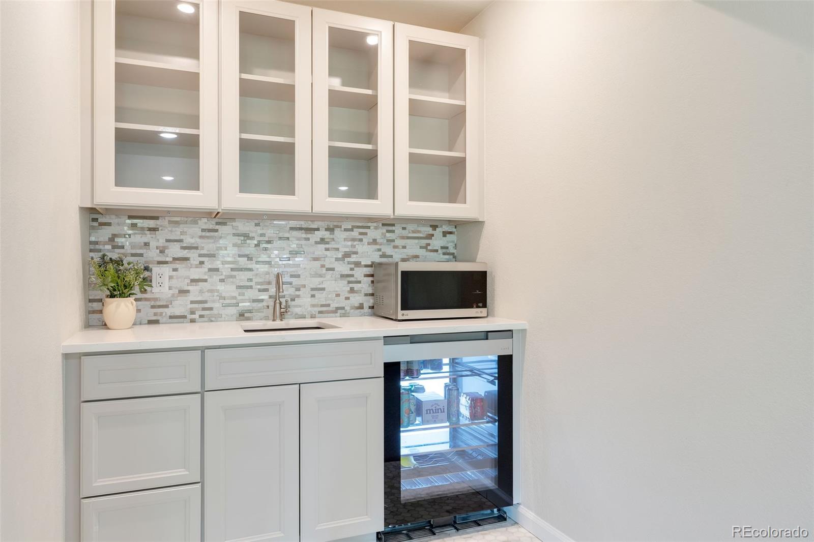 MLS Image #21 for 980  front range road,littleton, Colorado