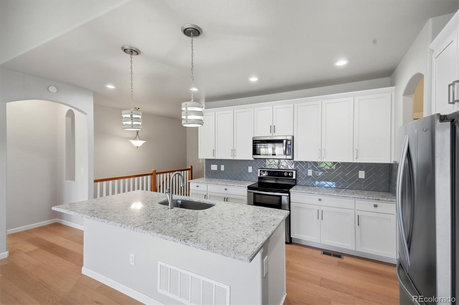 MLS Image #5 for 11920  barrentine loop,parker, Colorado