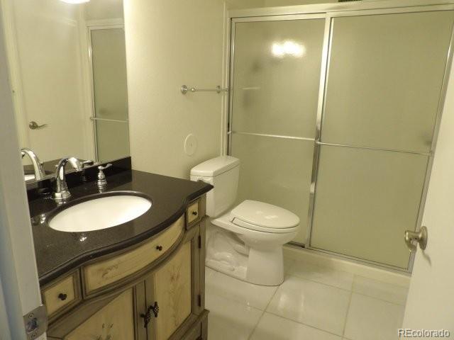 MLS Image #2 for 715 s alton way 7a,denver, Colorado