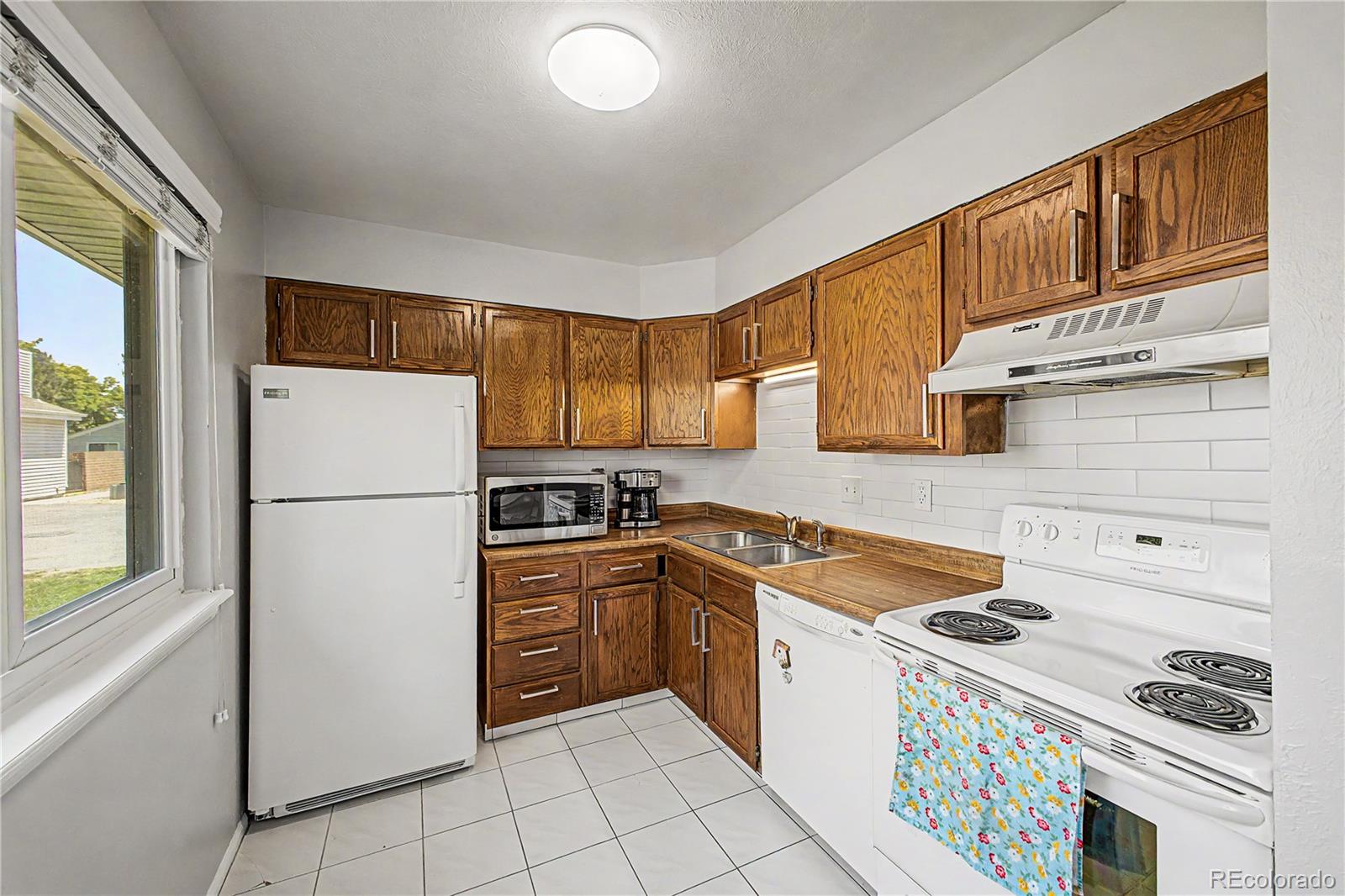 MLS Image #3 for 1739 w 102nd avenue,denver, Colorado