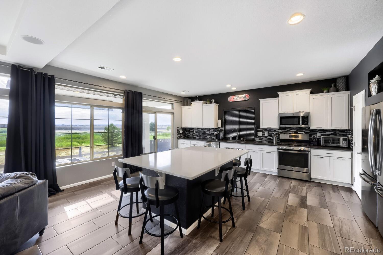 MLS Image #3 for 10769  troy street,commerce city, Colorado