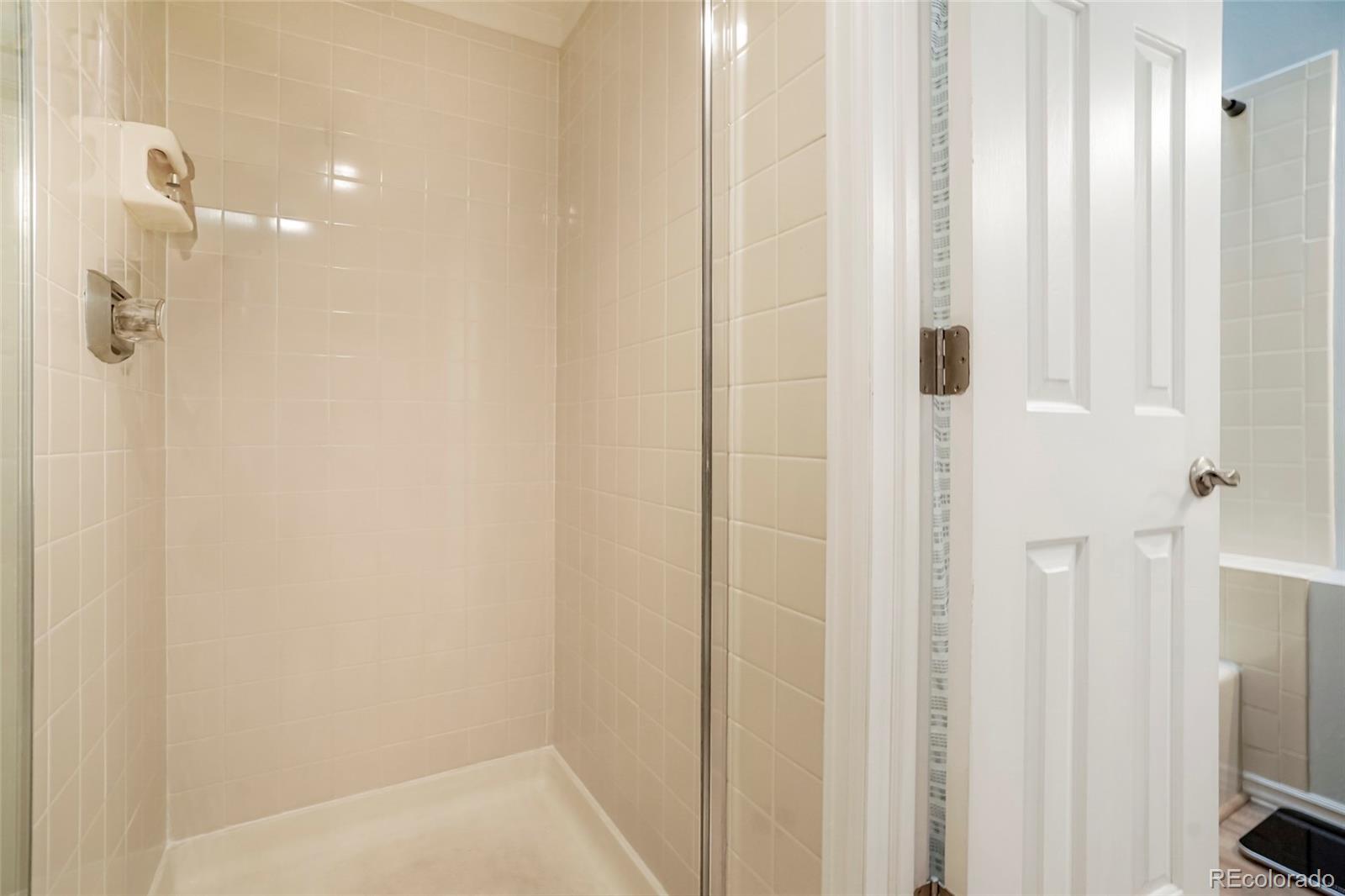 MLS Image #17 for 7674 s cove circle ,littleton, Colorado