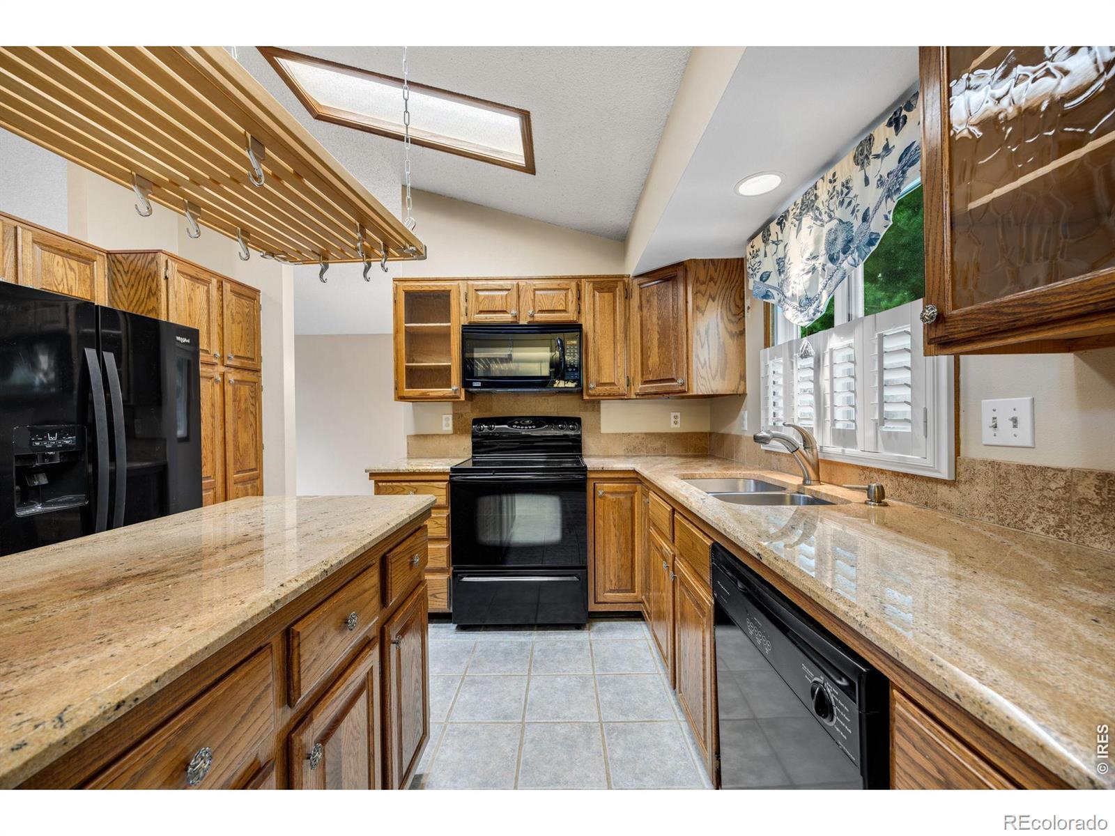 MLS Image #12 for 1107  live oak court,fort collins, Colorado