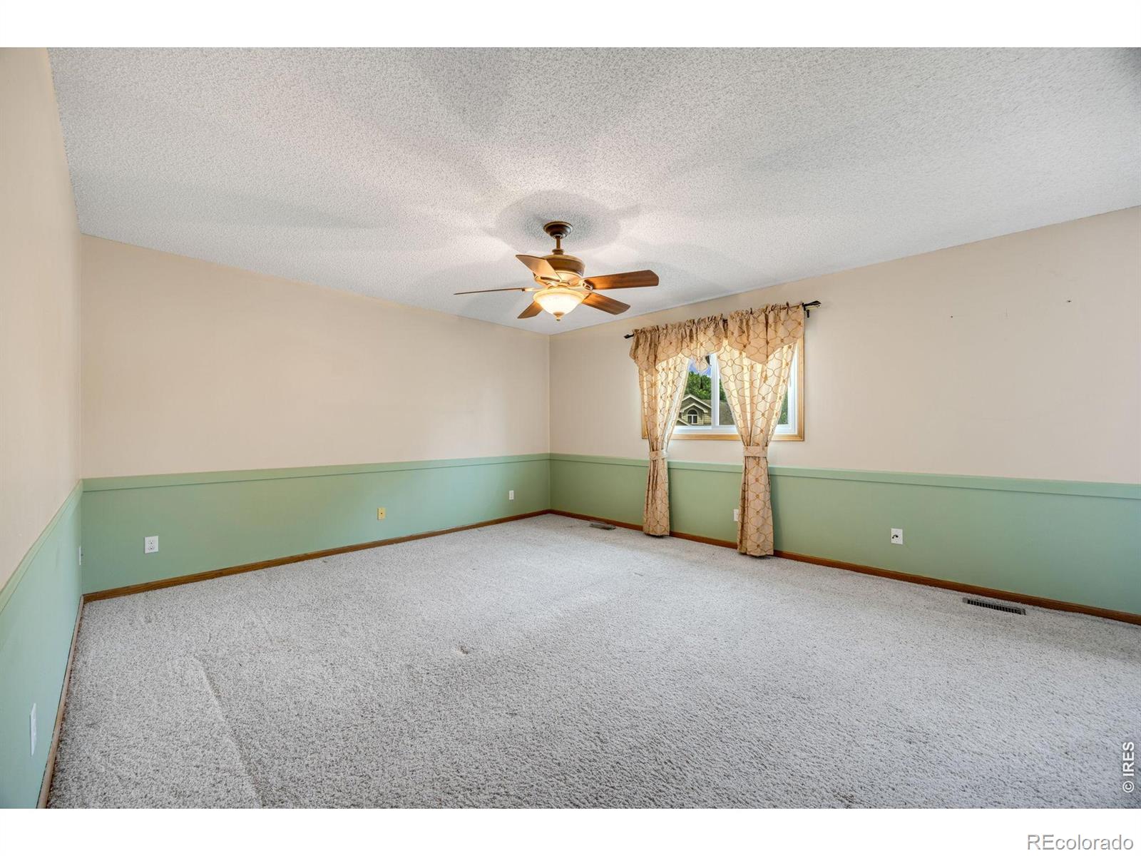 MLS Image #19 for 1107  live oak court,fort collins, Colorado