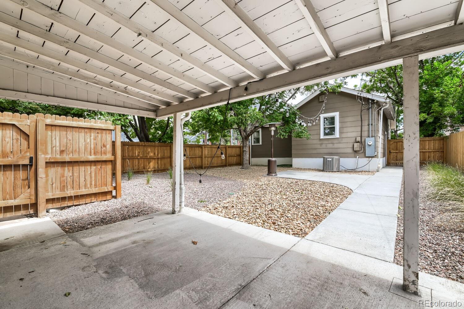 MLS Image #17 for 2401 s high street,denver, Colorado