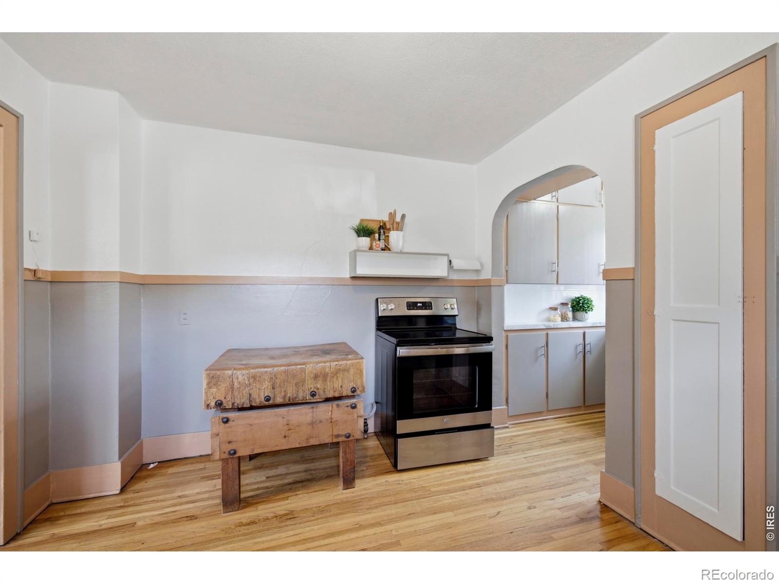 MLS Image #10 for 924  21st street,greeley, Colorado