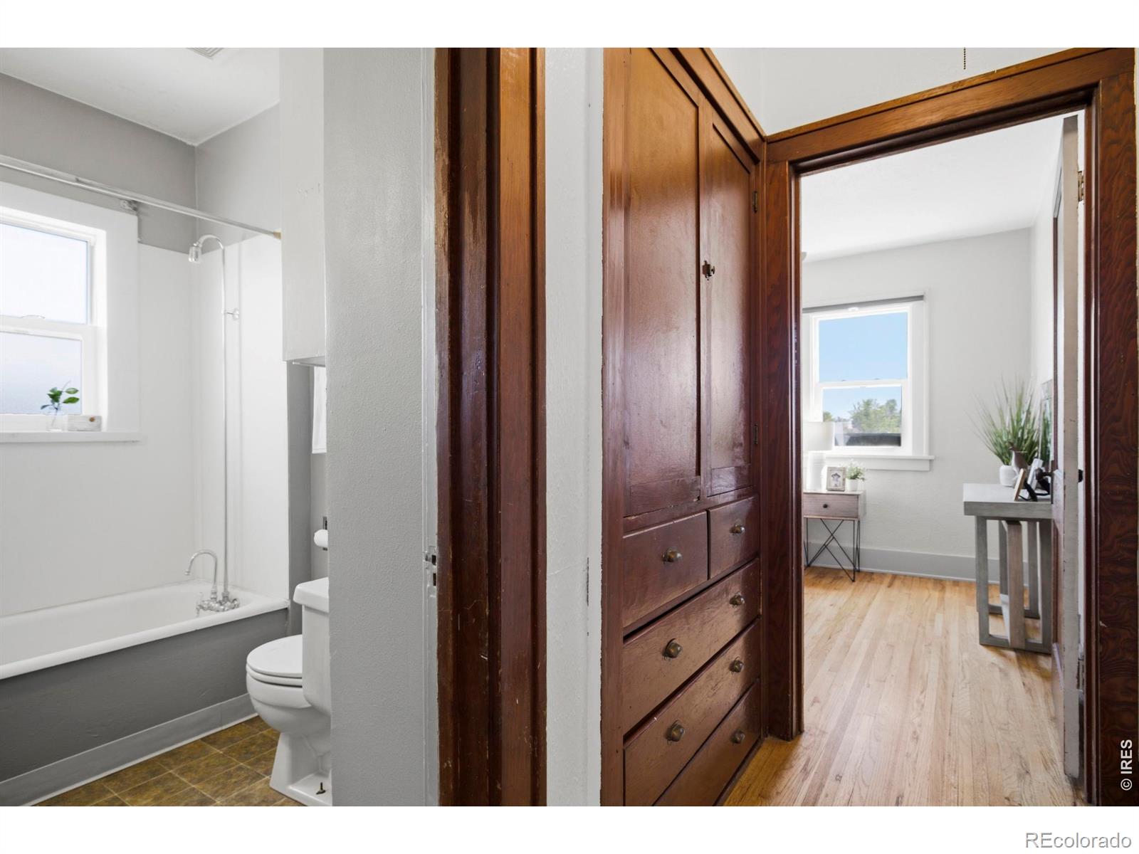 MLS Image #14 for 924  21st street,greeley, Colorado