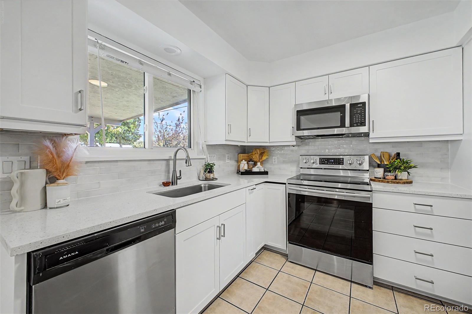 MLS Image #5 for 2145 s fenton street,denver, Colorado