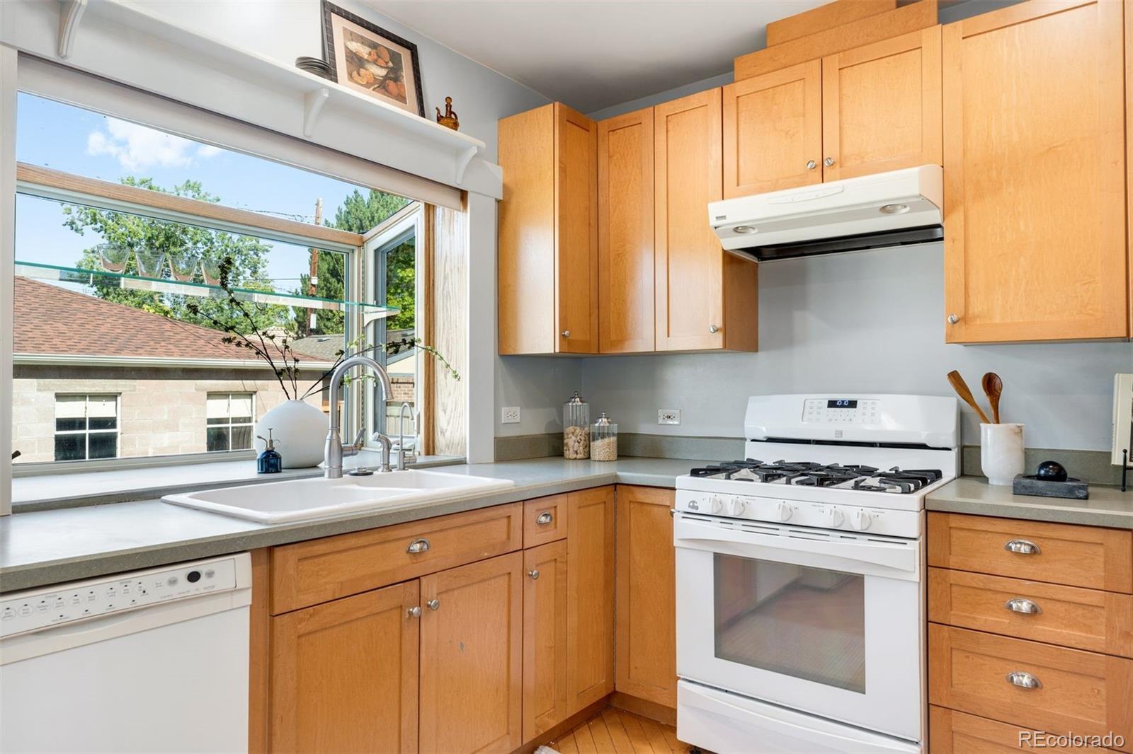 MLS Image #16 for 4039  king street,denver, Colorado