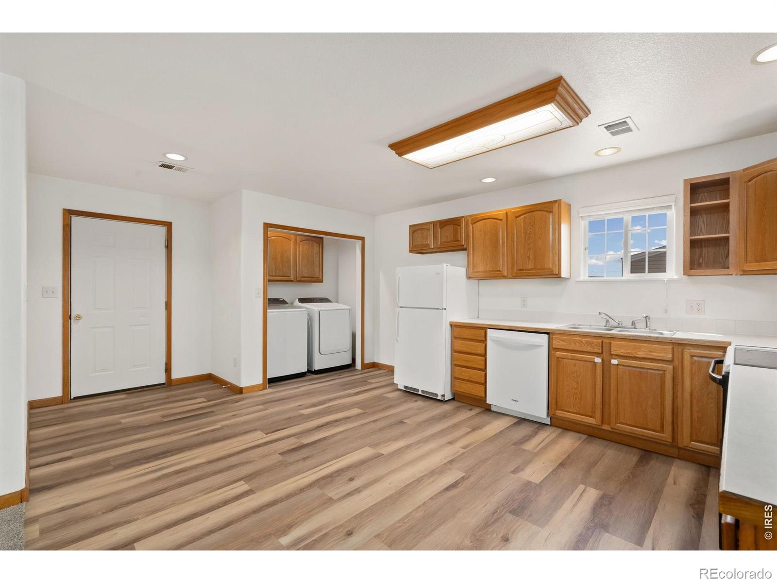 MLS Image #11 for 306  ash court,evans, Colorado