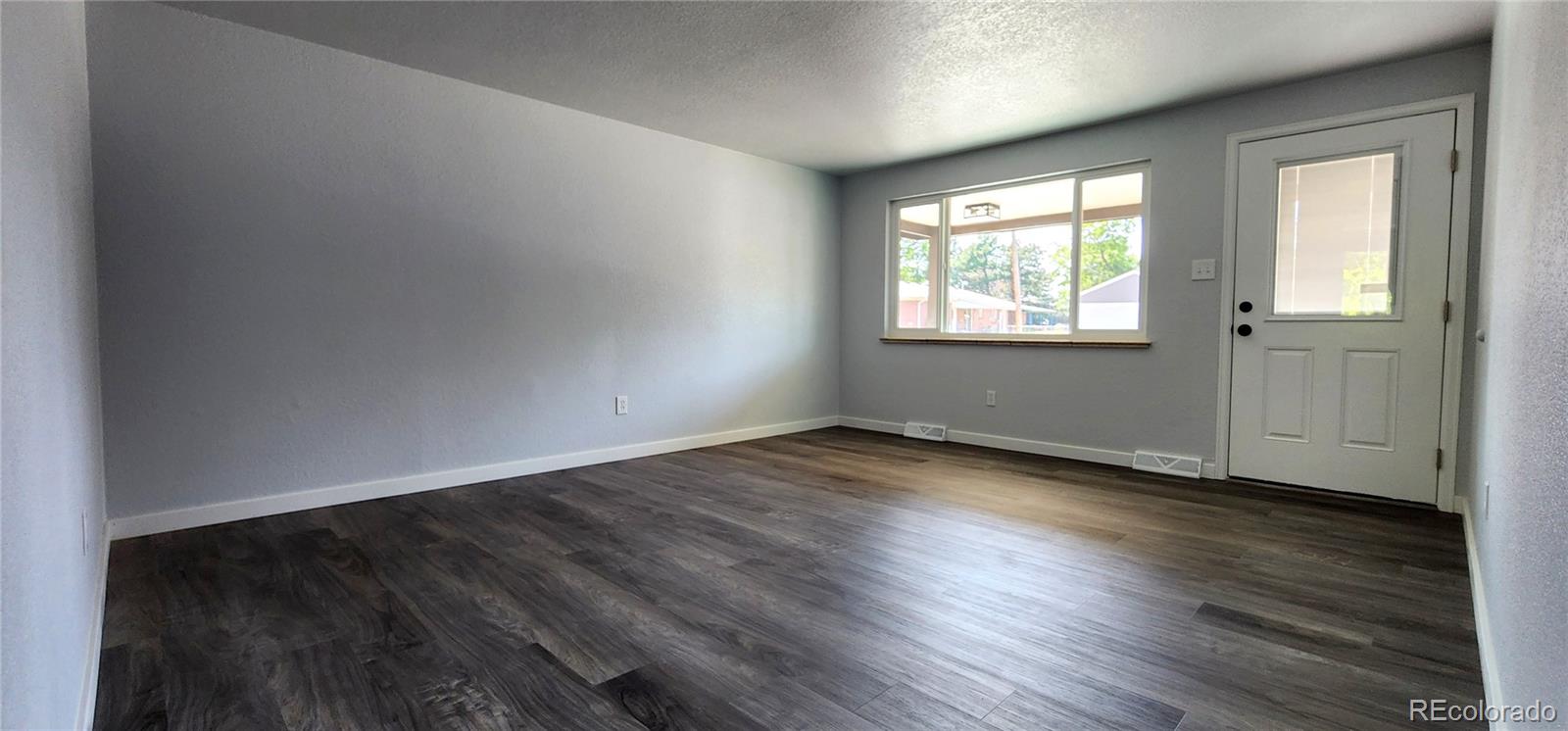 MLS Image #3 for 6520  xavier court,arvada, Colorado