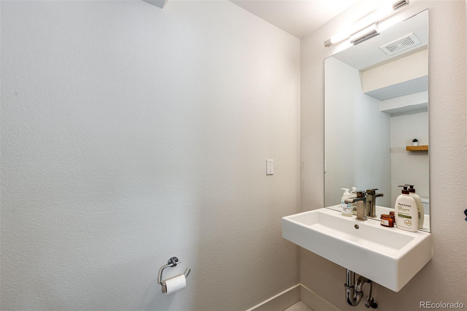 MLS Image #21 for 1585  king street,denver, Colorado